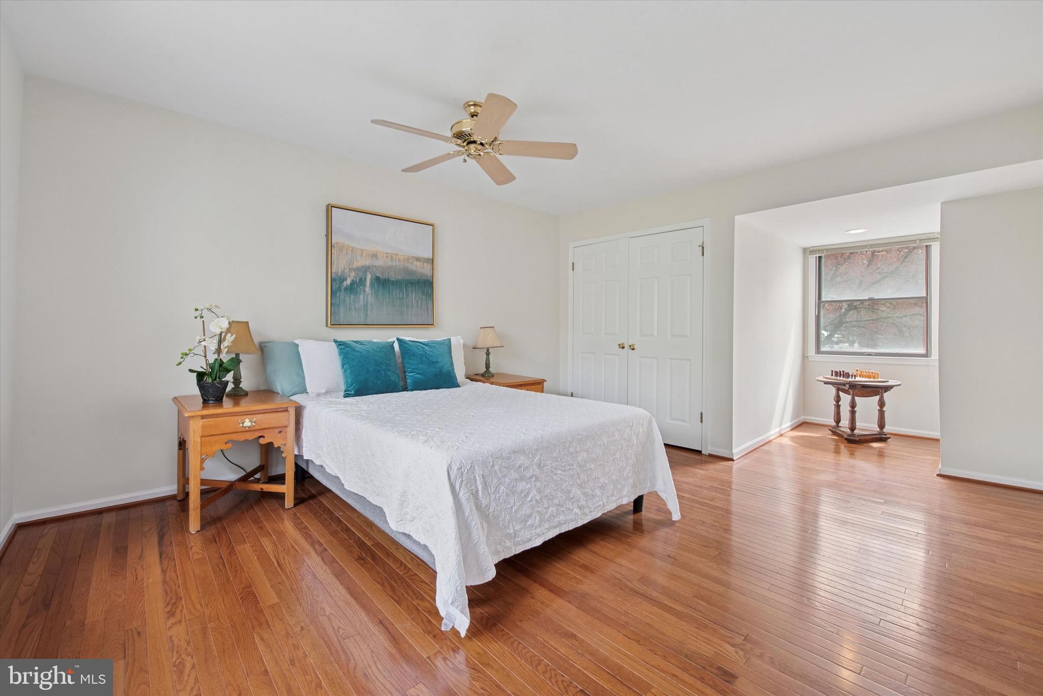 THE PONDS - Residential