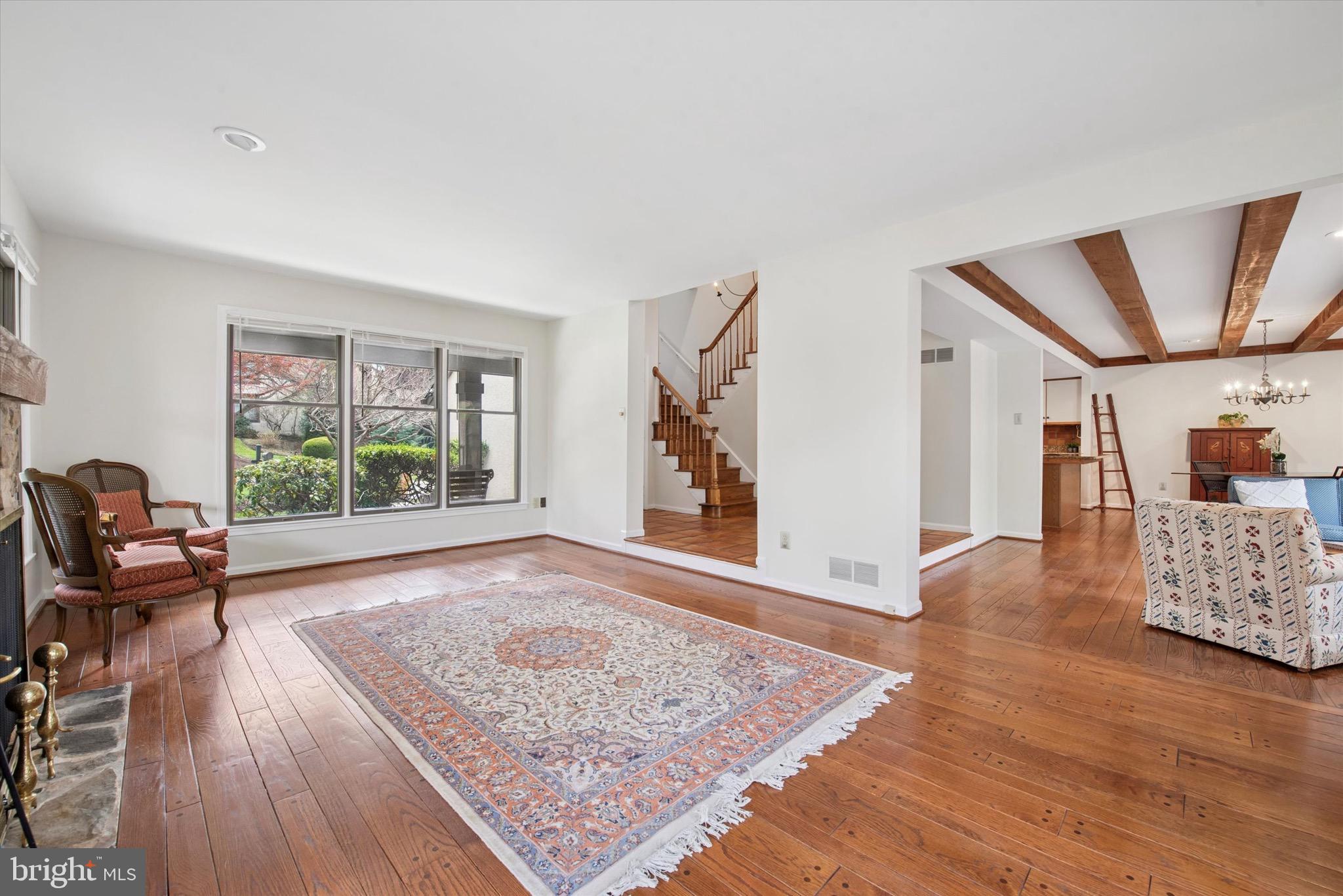 THE PONDS - Residential