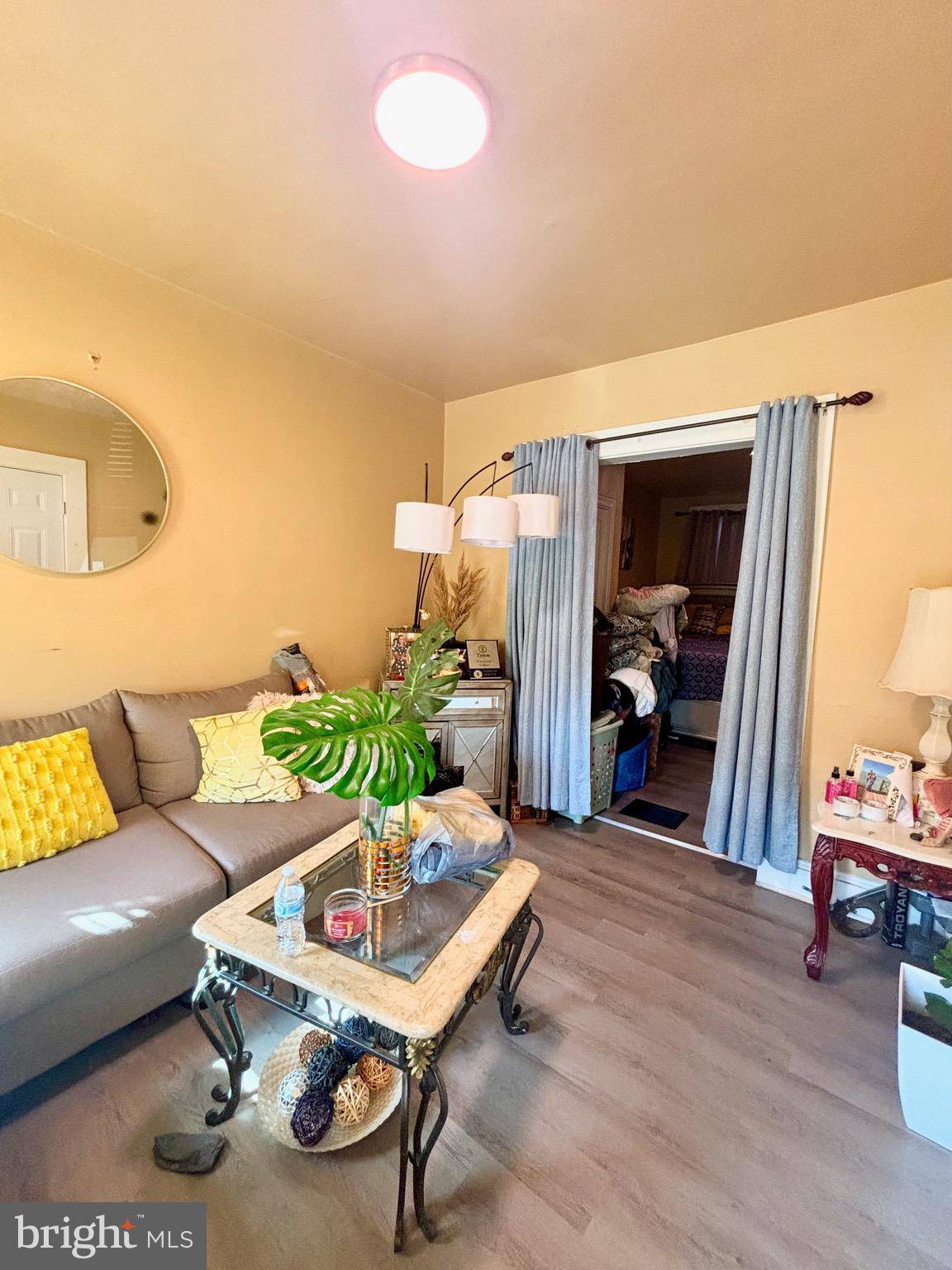 SOUTH SIDE OF CITY - Residential Income