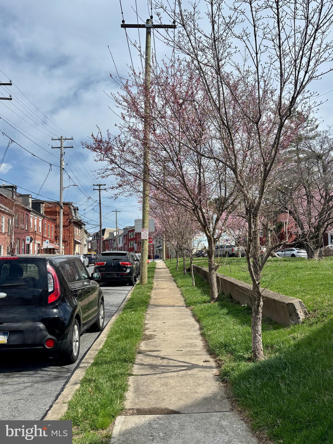SOUTH SIDE OF CITY - Residential Income