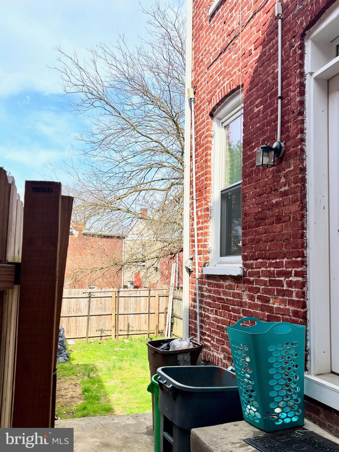 SOUTH SIDE OF CITY - Residential Income