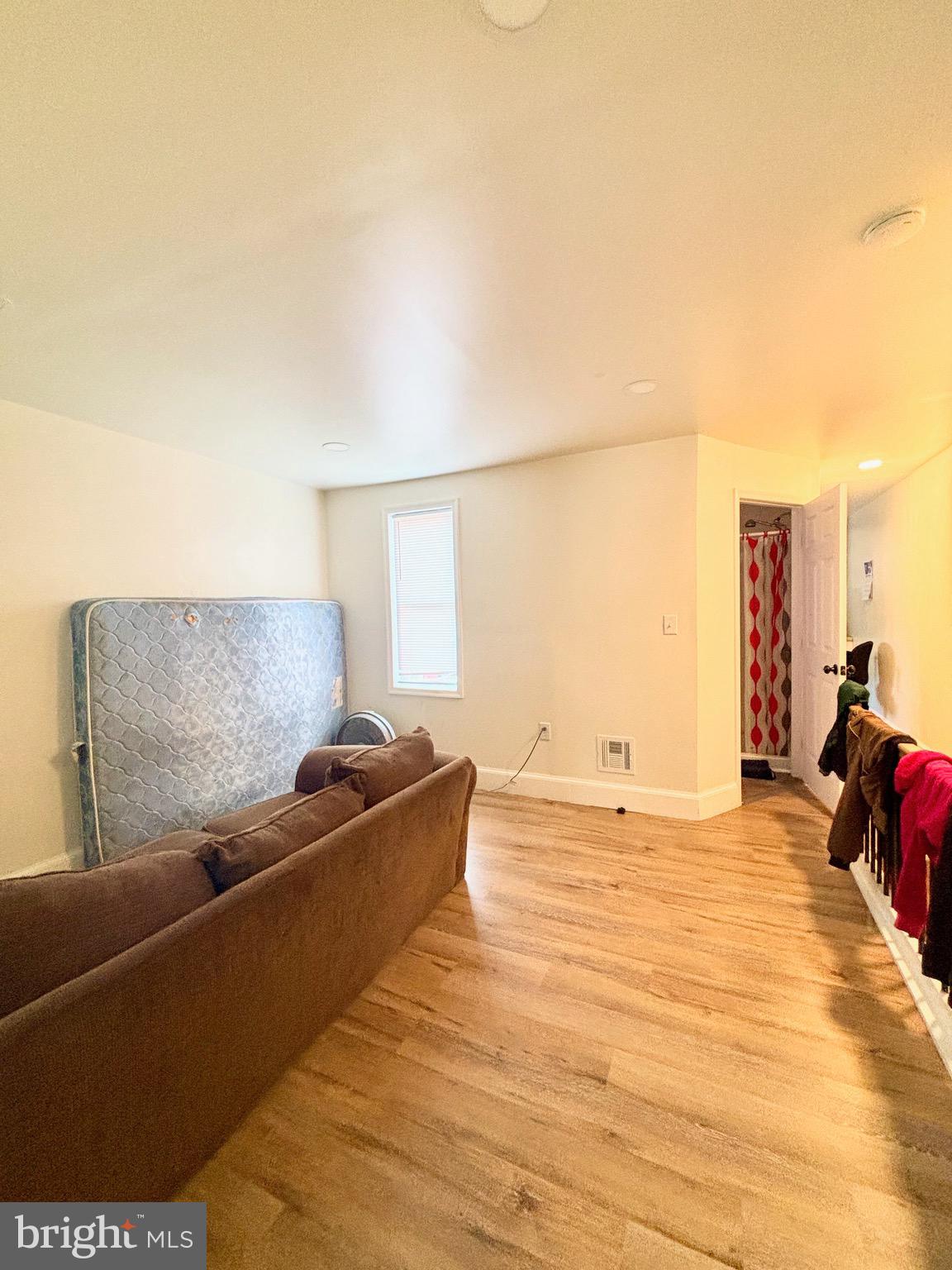 SOUTH SIDE OF CITY - Residential Income