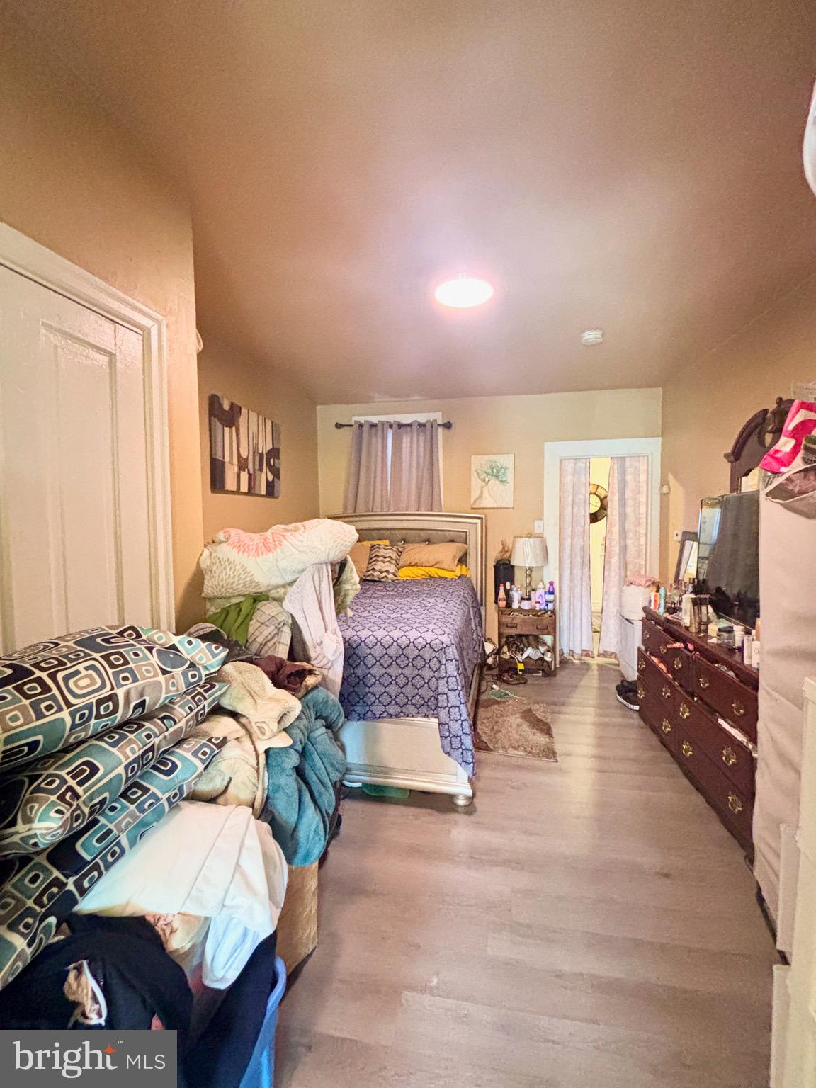 SOUTH SIDE OF CITY - Residential Income