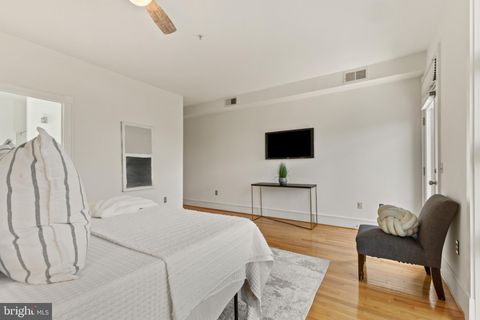 Tiny photo for 526 13th Street SE #B, WASHINGTON, DC 20003 (MLS # DCDC2257656)