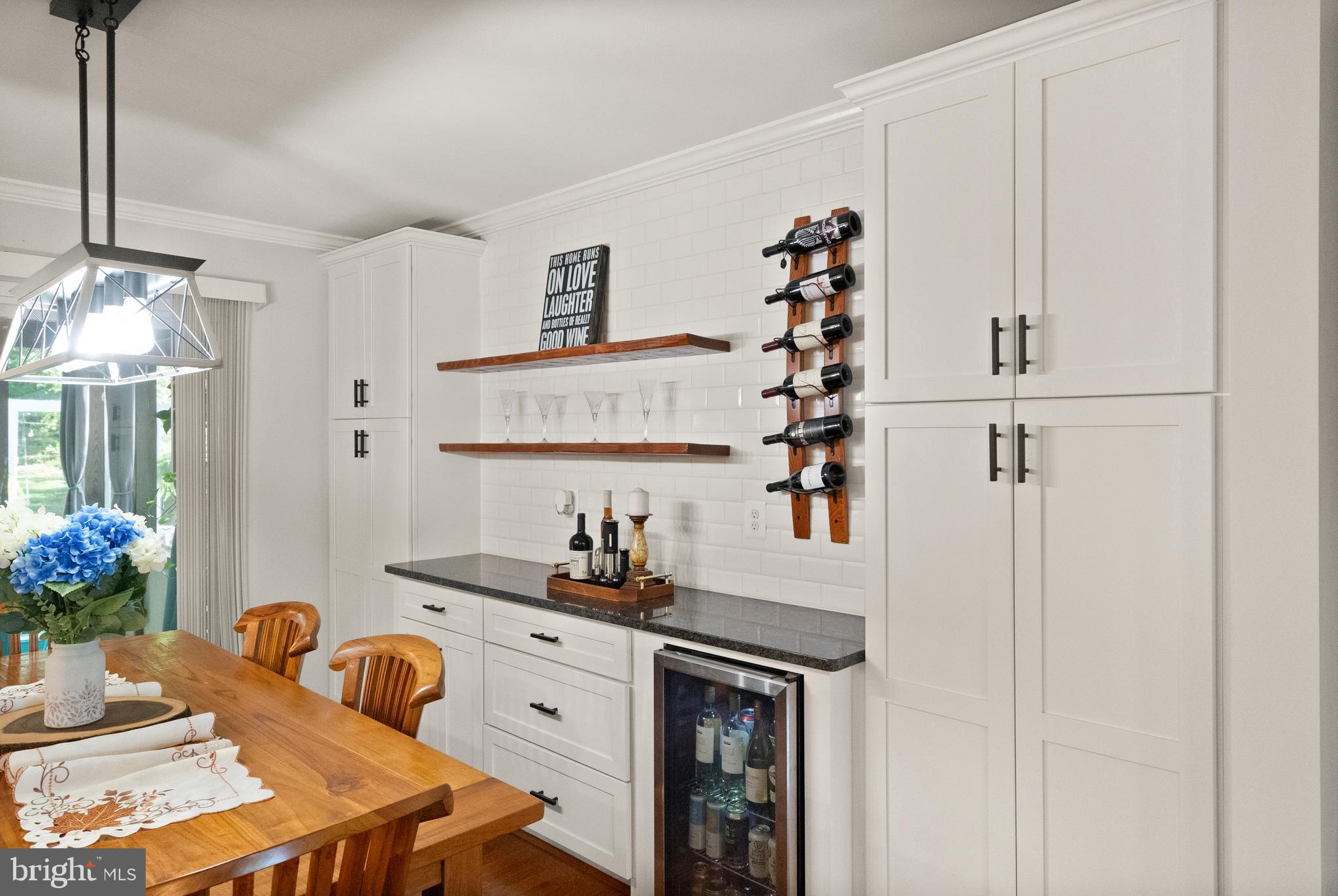 BROKEN HILLS - Residential