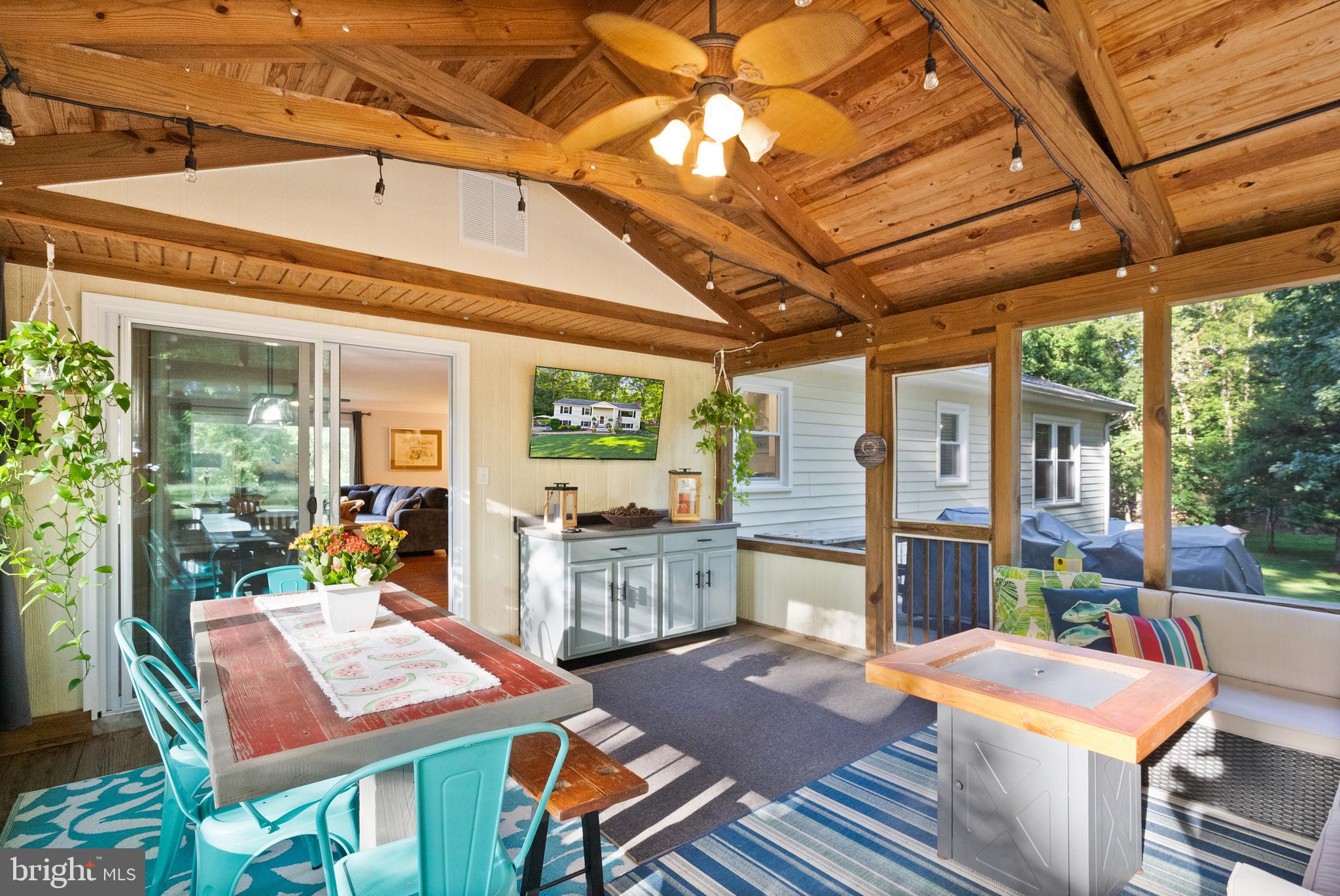 BROKEN HILLS - Residential