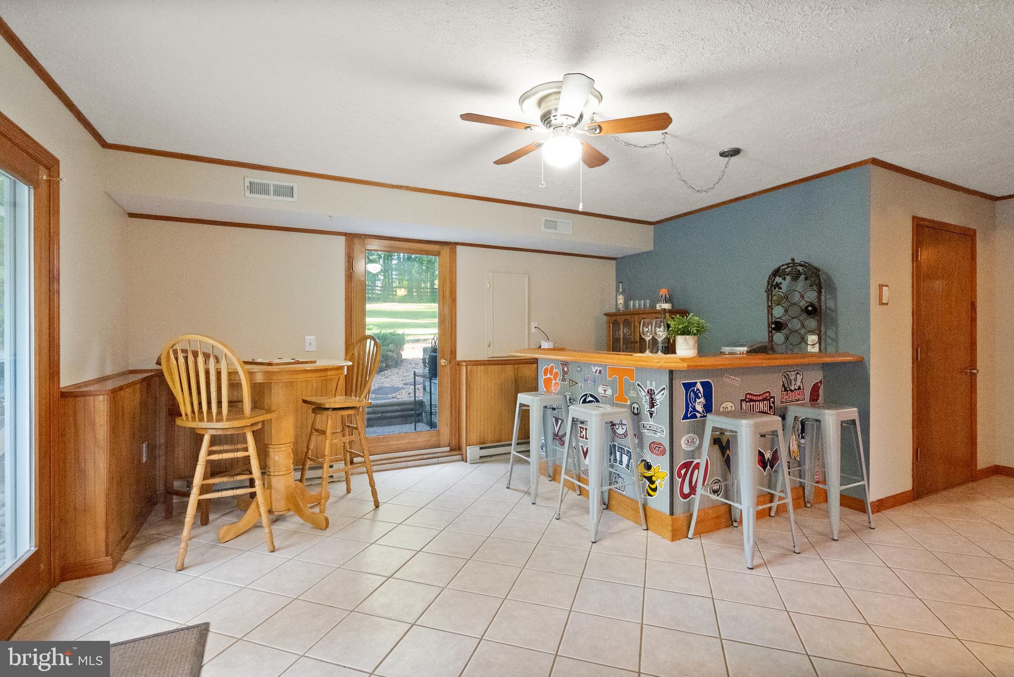 BROKEN HILLS - Residential