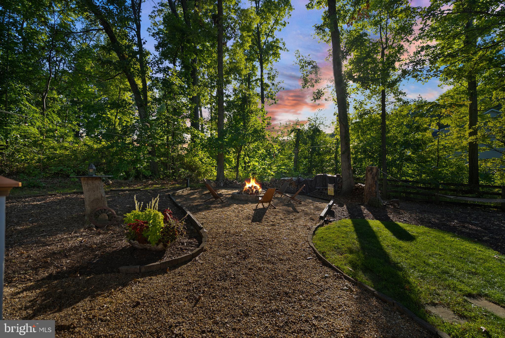 BROKEN HILLS - Residential