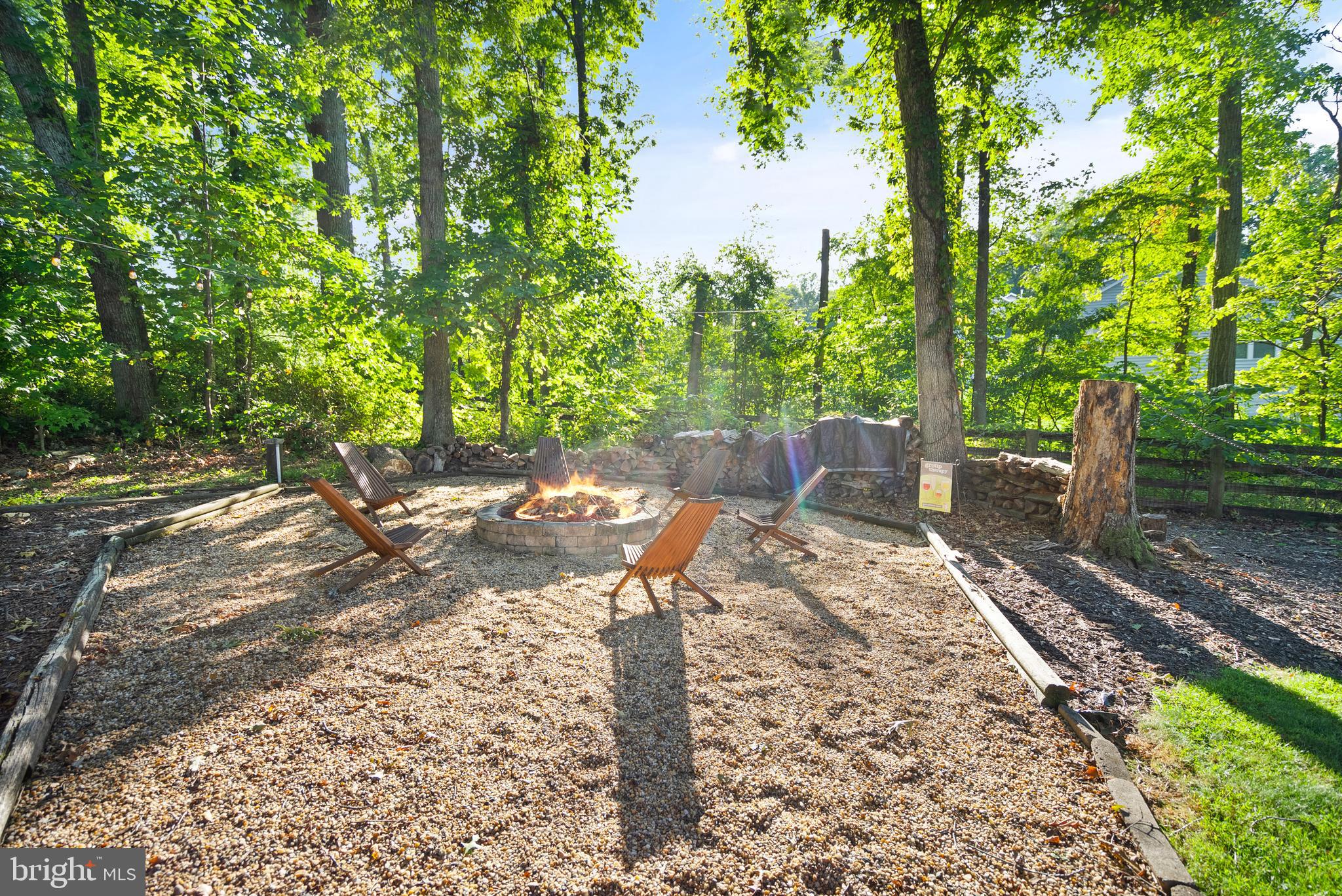 BROKEN HILLS - Residential