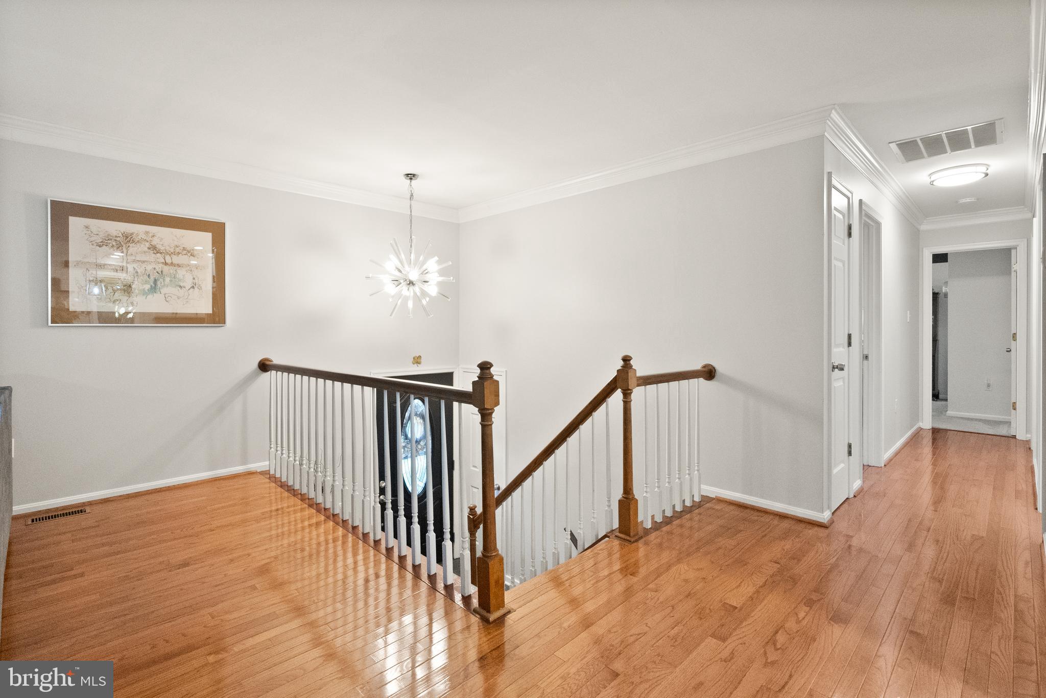 BROKEN HILLS - Residential