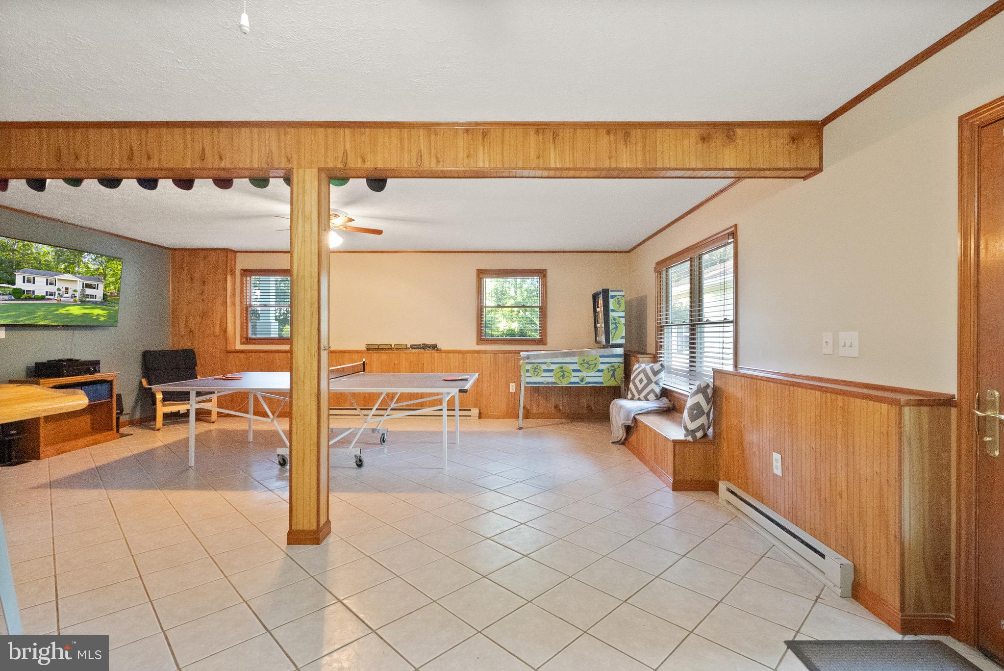 BROKEN HILLS - Residential