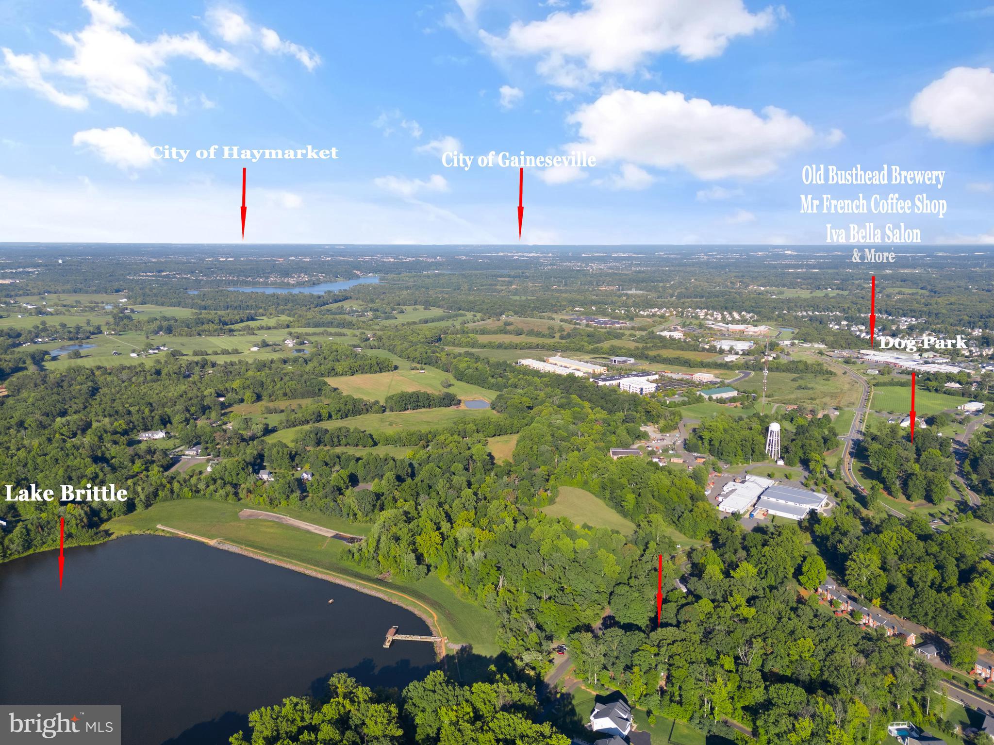 BROKEN HILLS - Residential