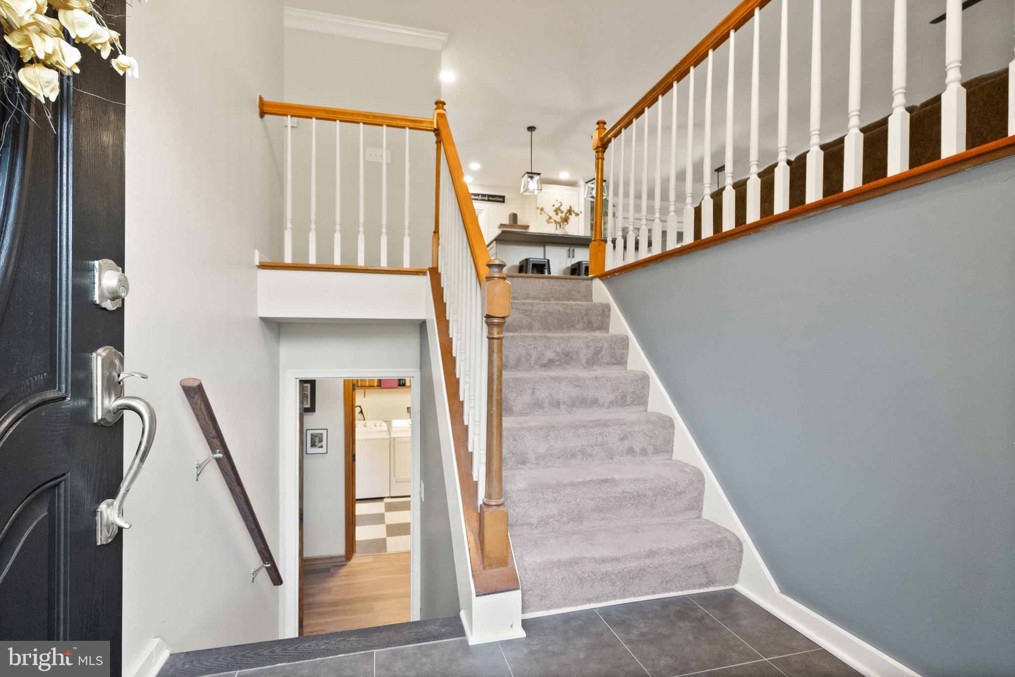 BROKEN HILLS - Residential