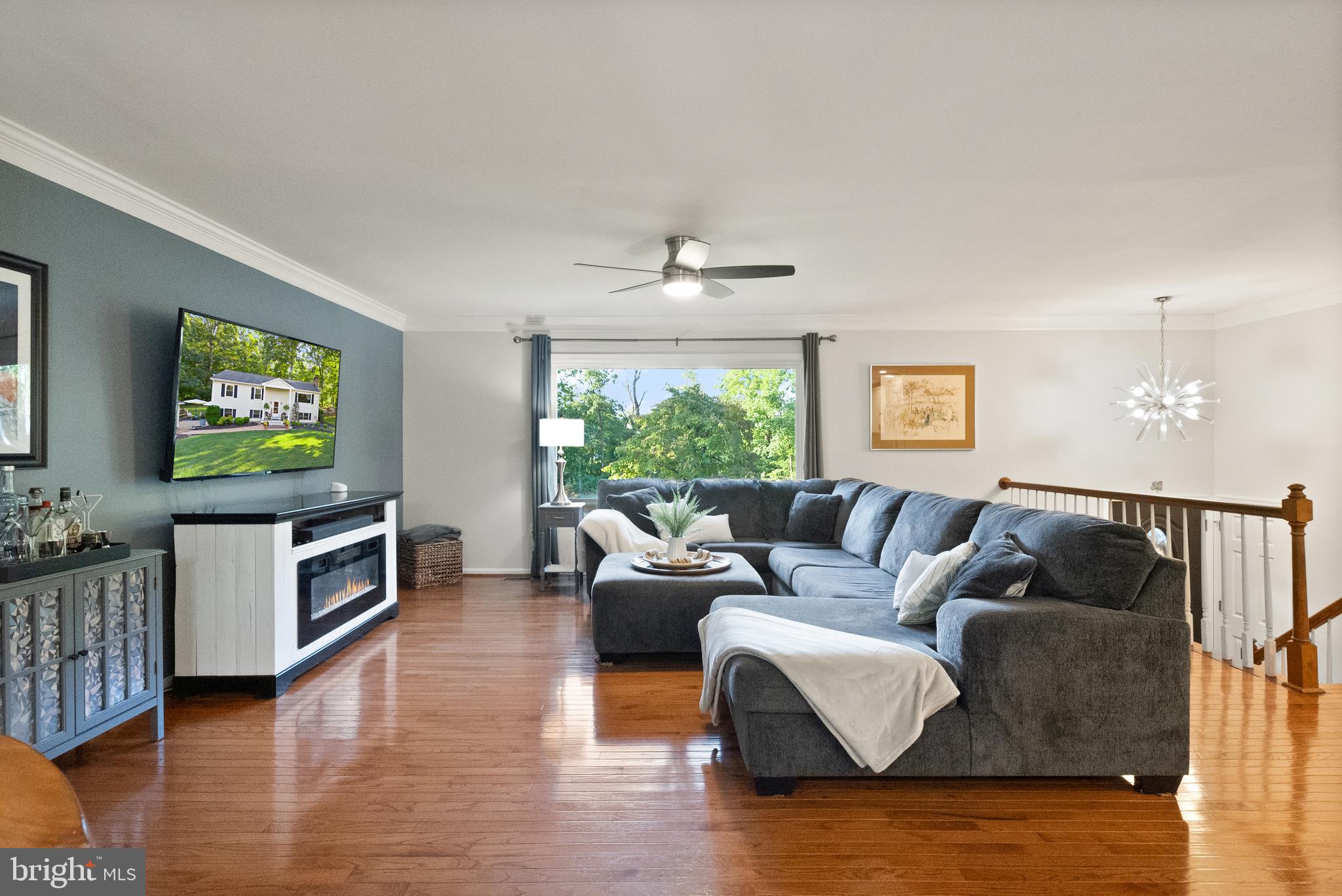 BROKEN HILLS - Residential