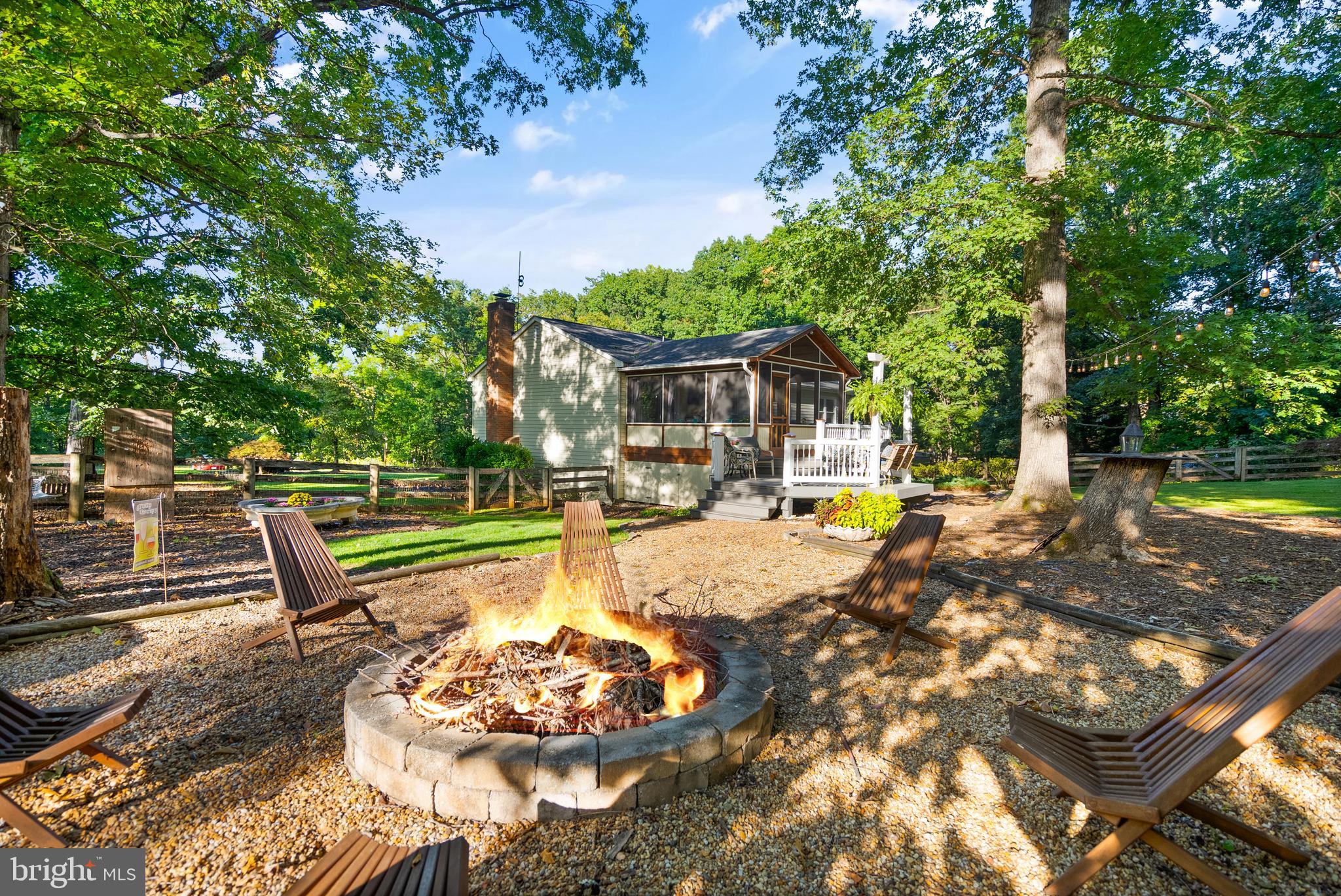 BROKEN HILLS - Residential