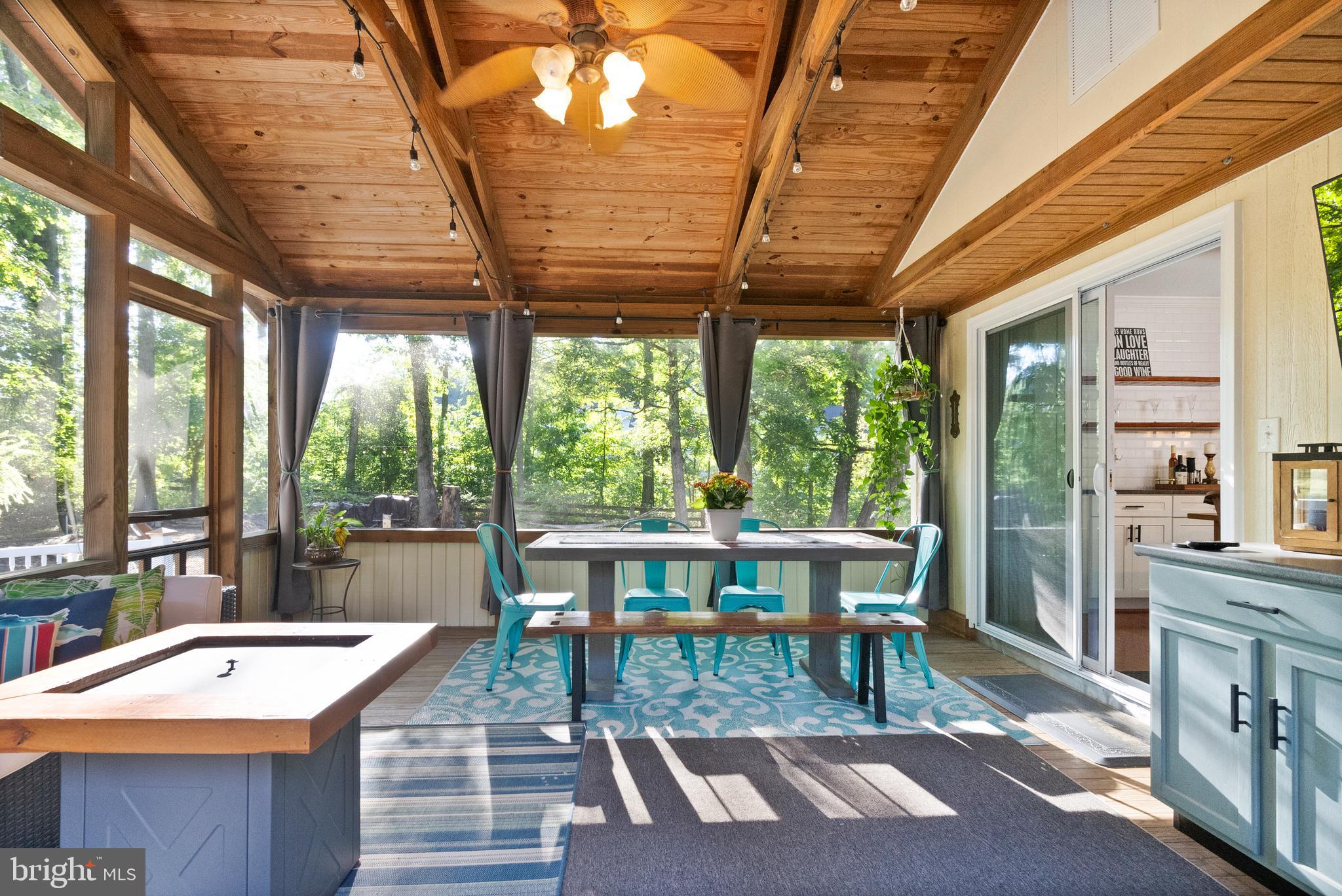 BROKEN HILLS - Residential