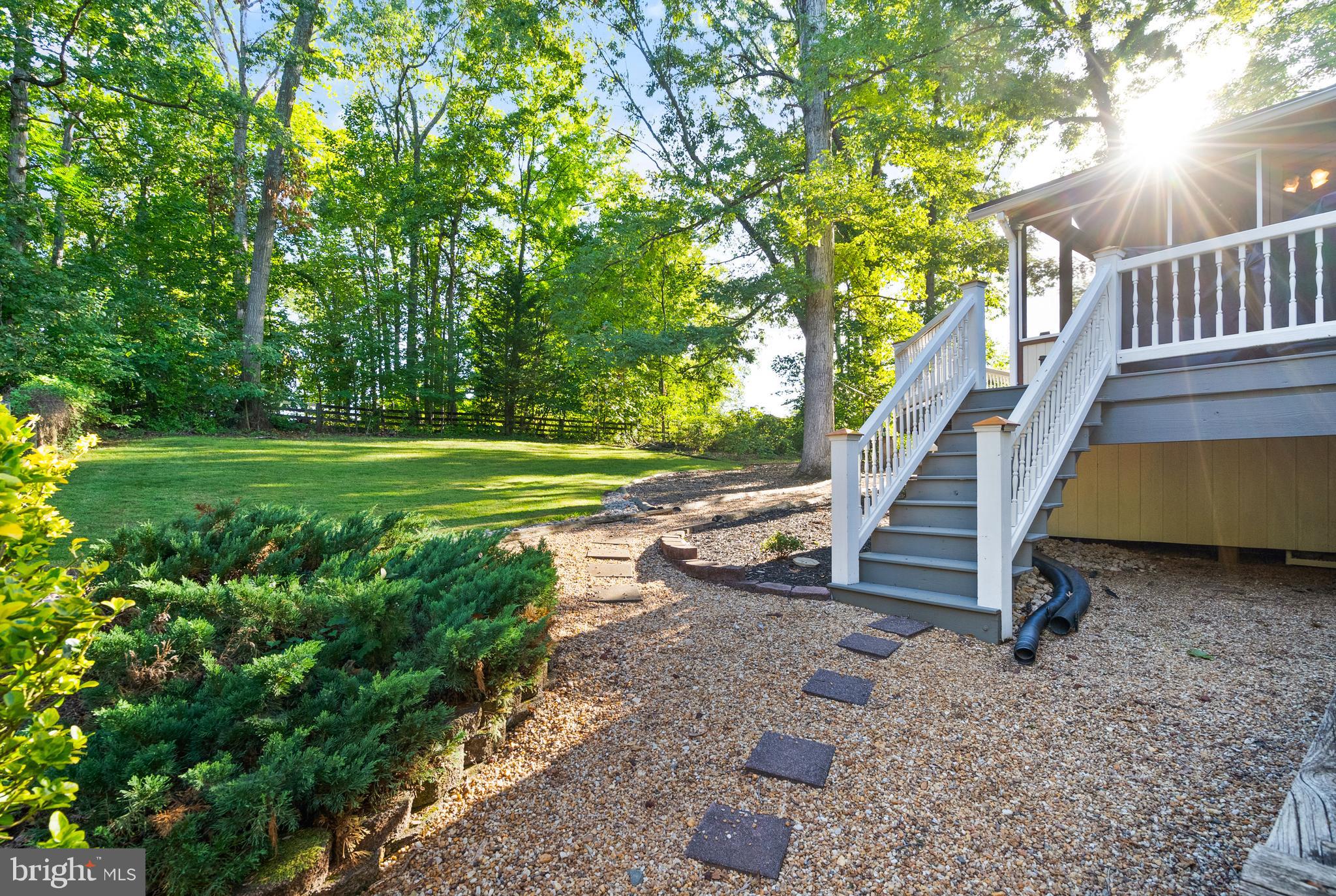 BROKEN HILLS - Residential