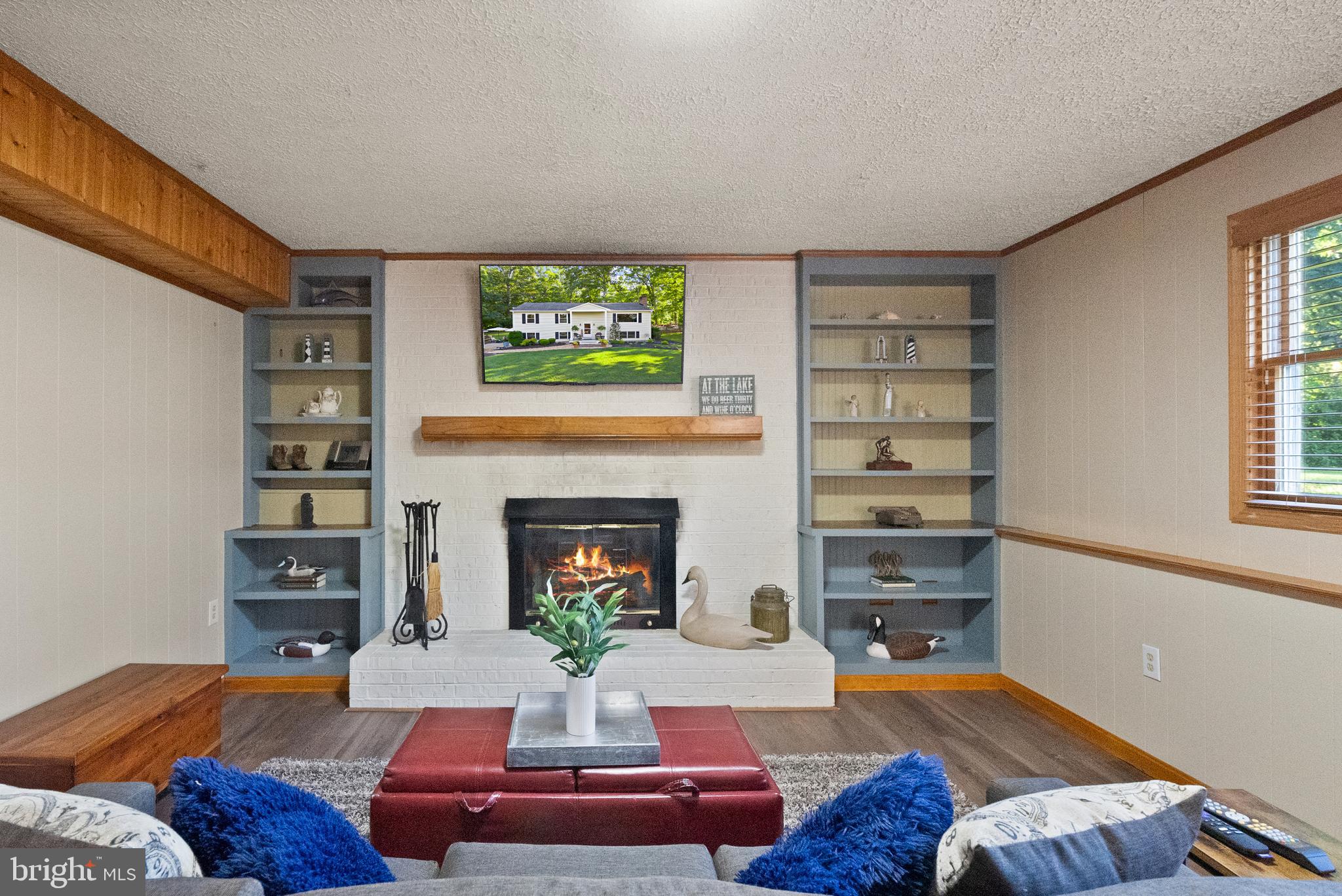 BROKEN HILLS - Residential