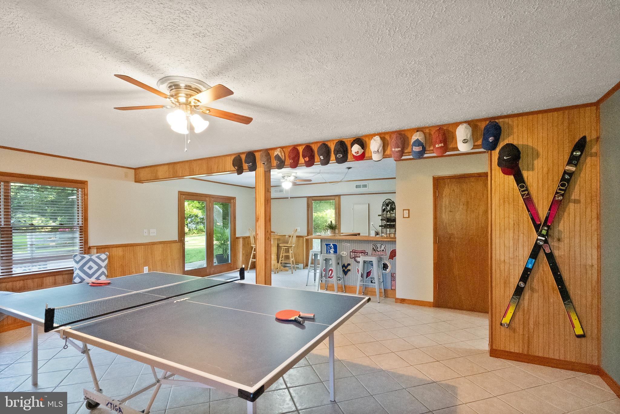 BROKEN HILLS - Residential