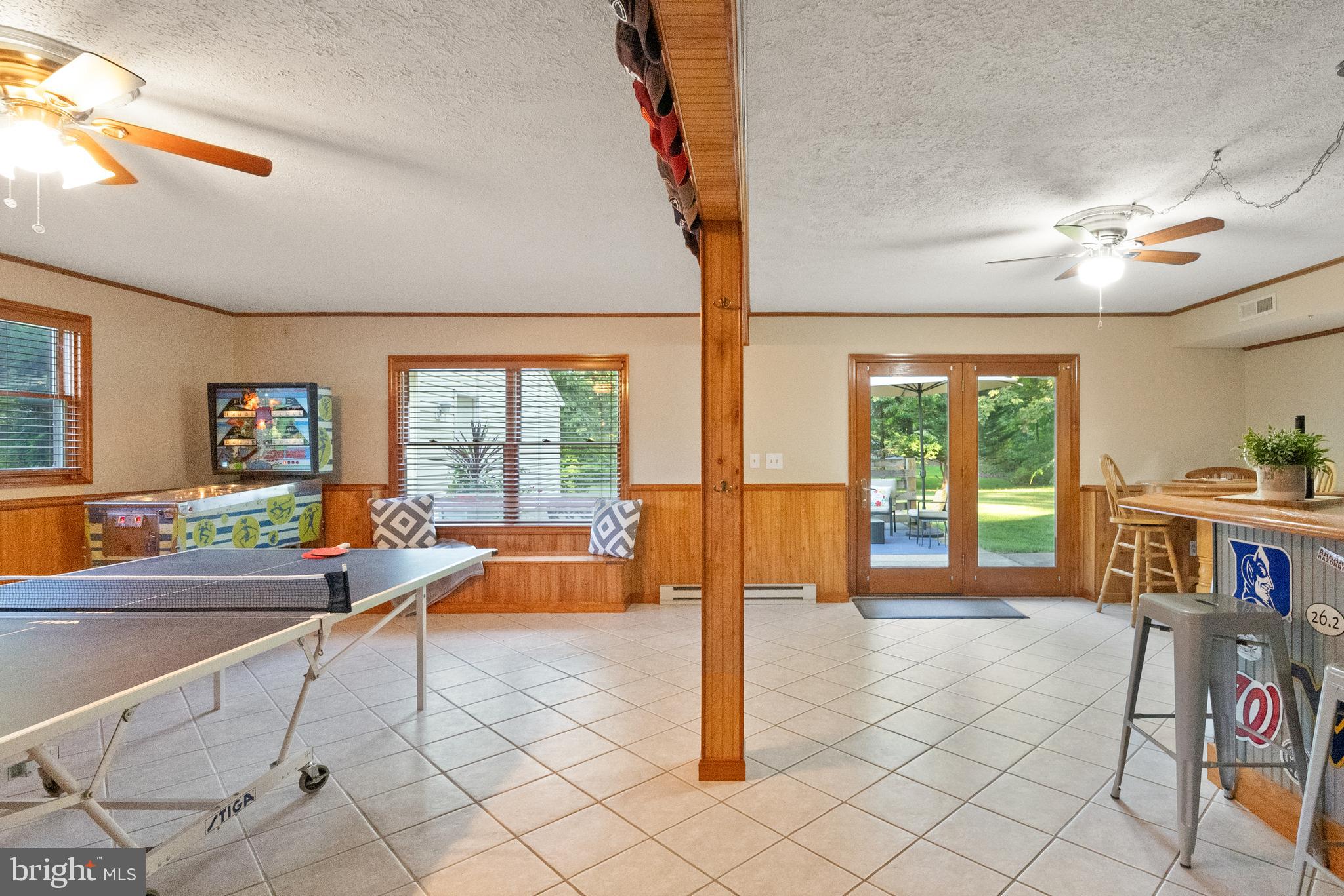 BROKEN HILLS - Residential