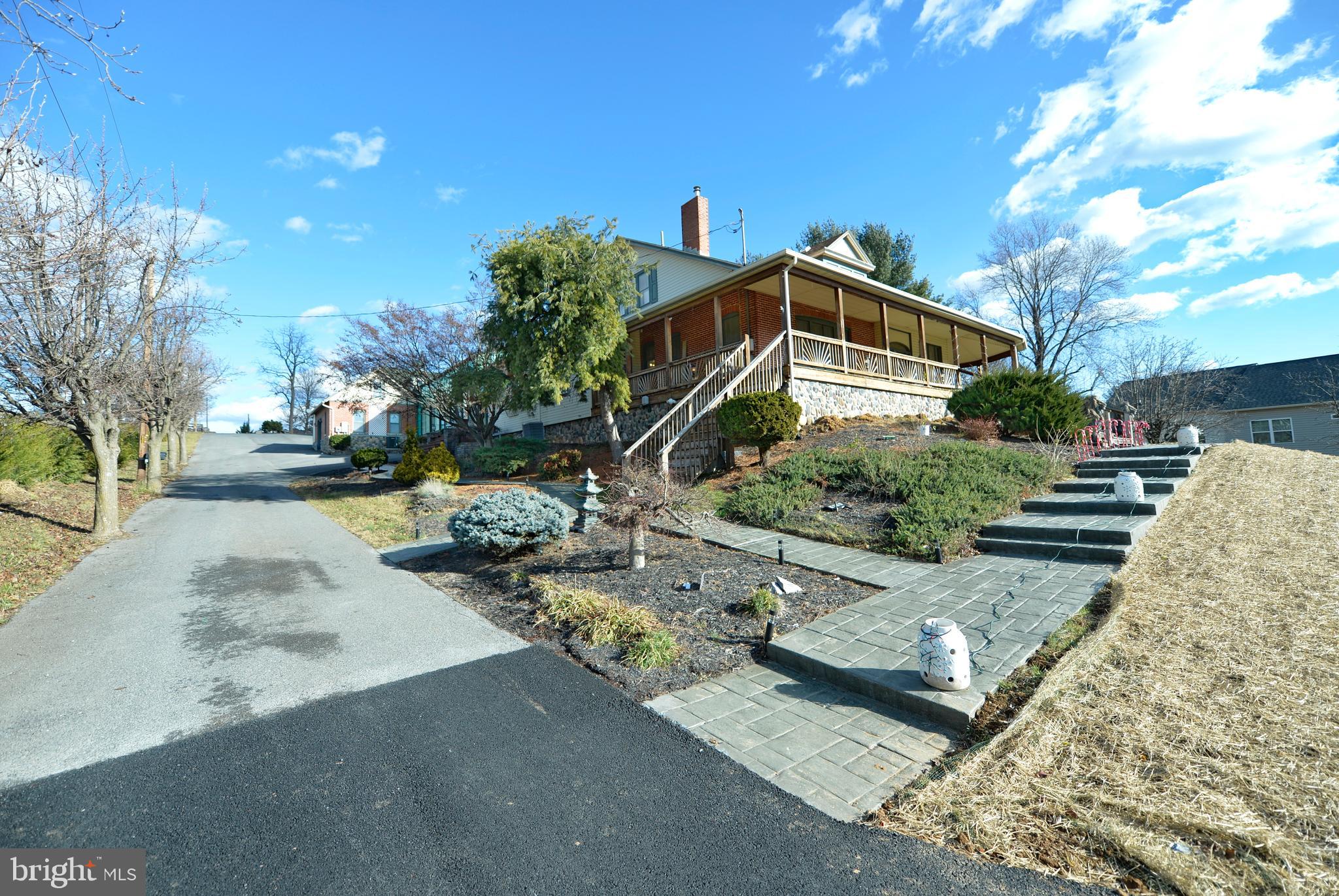 908 CEDAR CREEK GRADE
