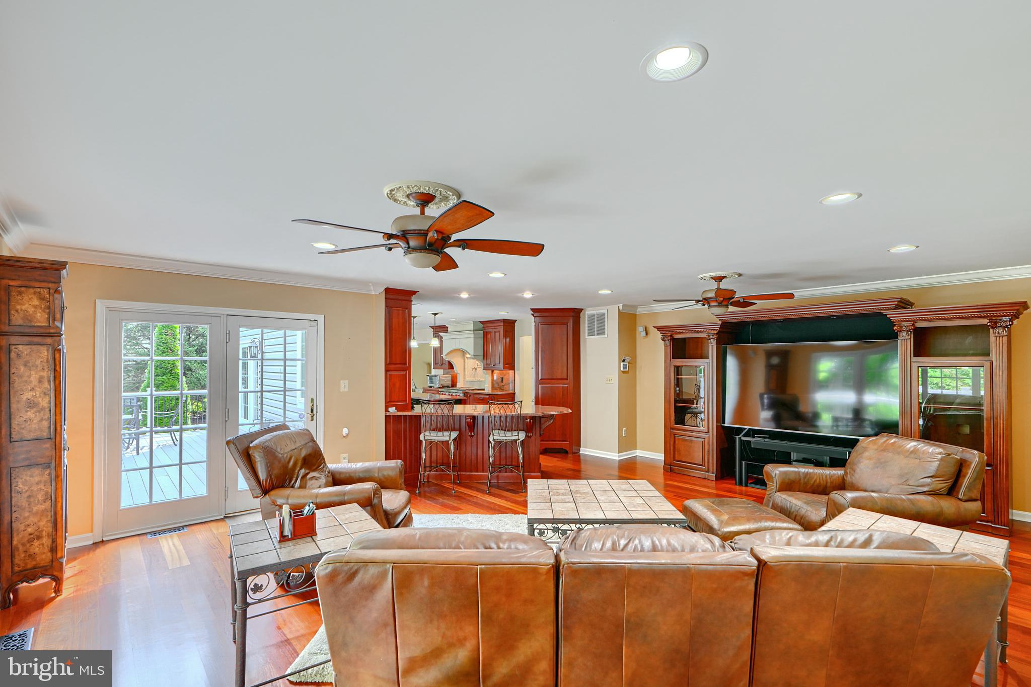 PARK FARM BEACH - Residential