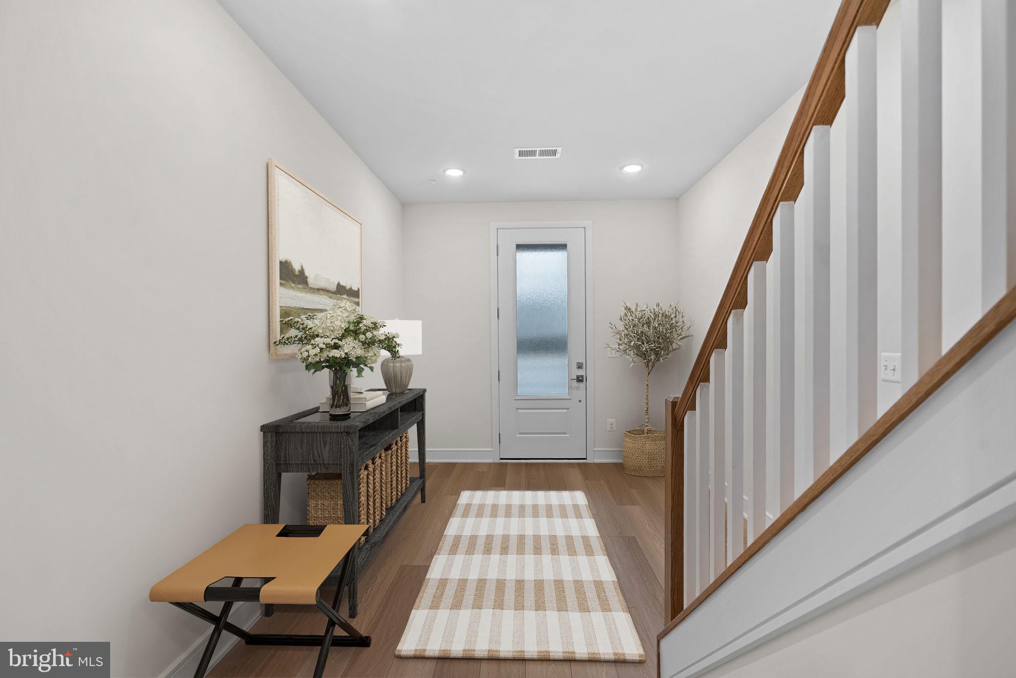 43406 FARRINGDON SQUARE