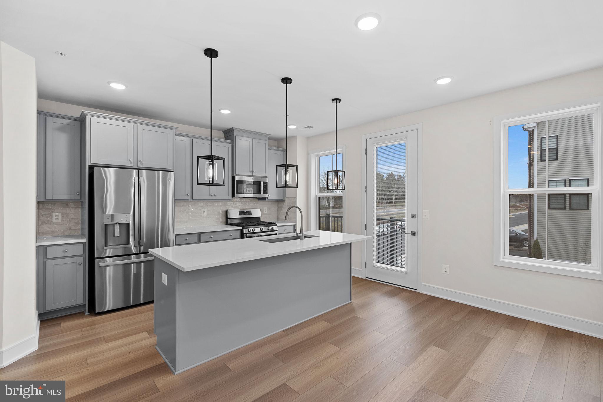 DEMOTT & SILVER - Residential