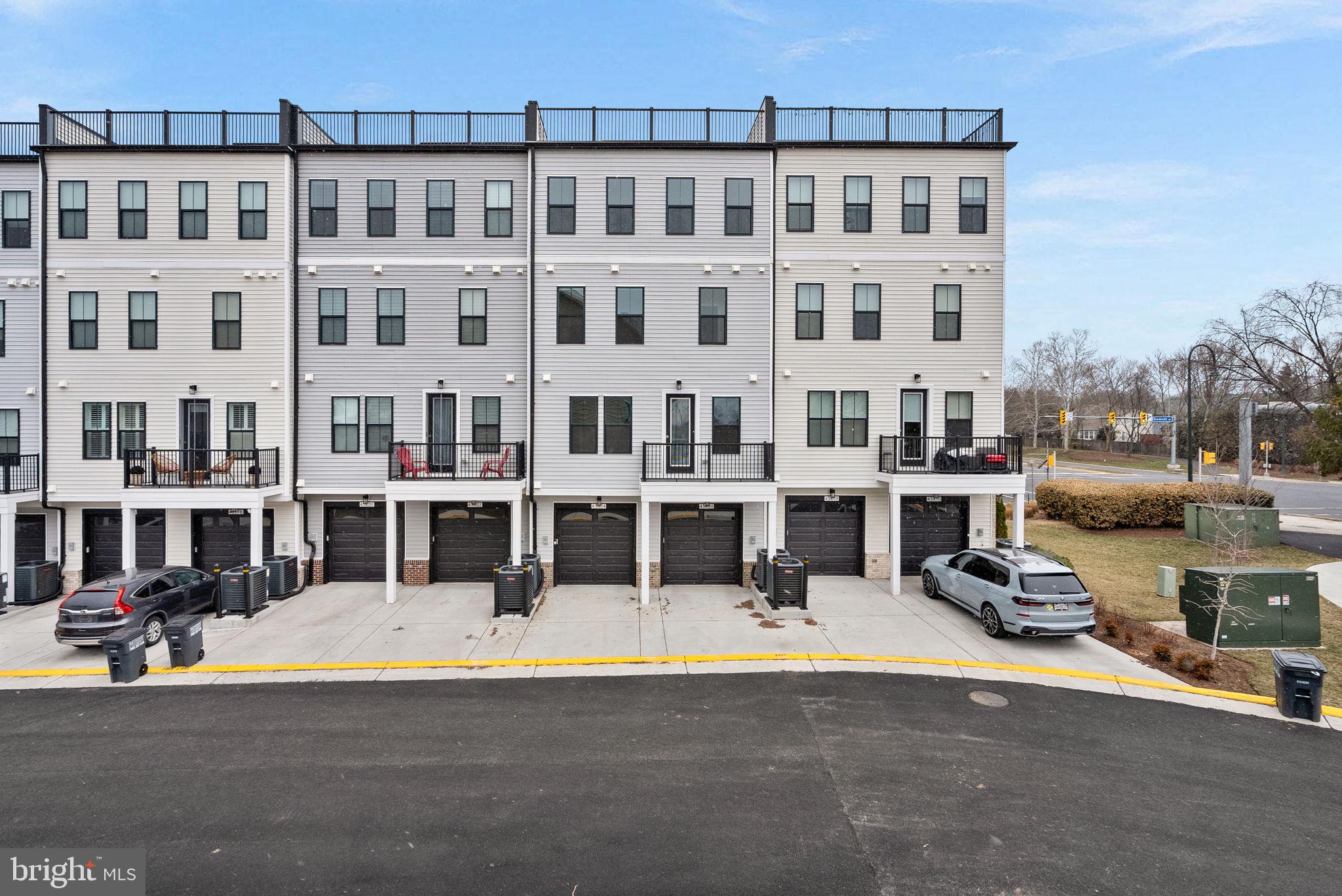 DEMOTT & SILVER - Residential