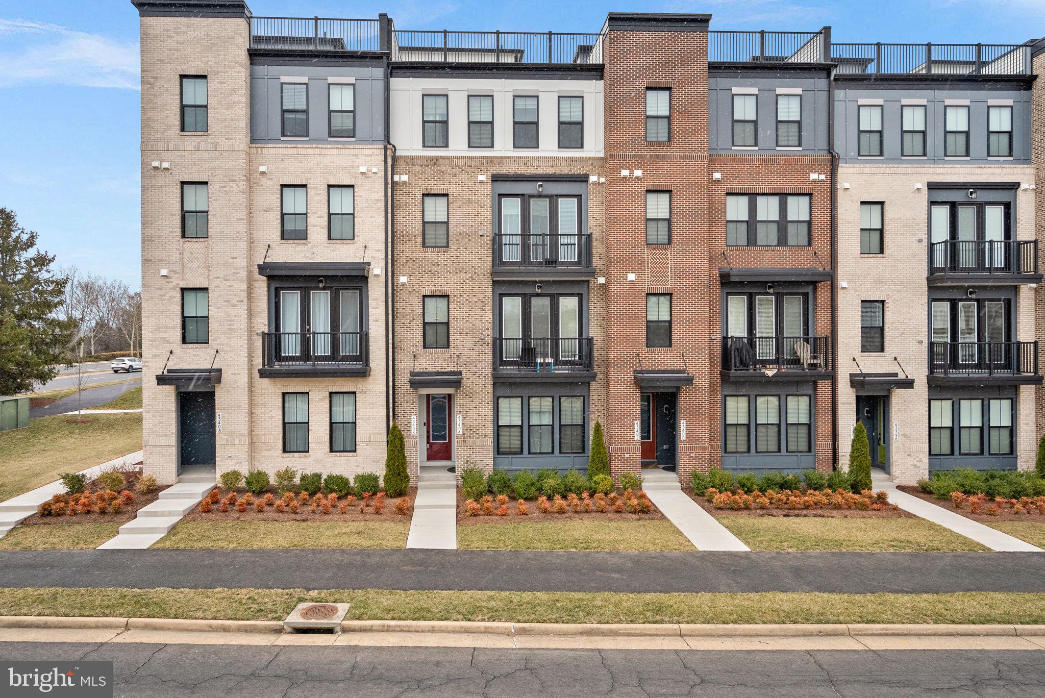 DEMOTT & SILVER - Residential