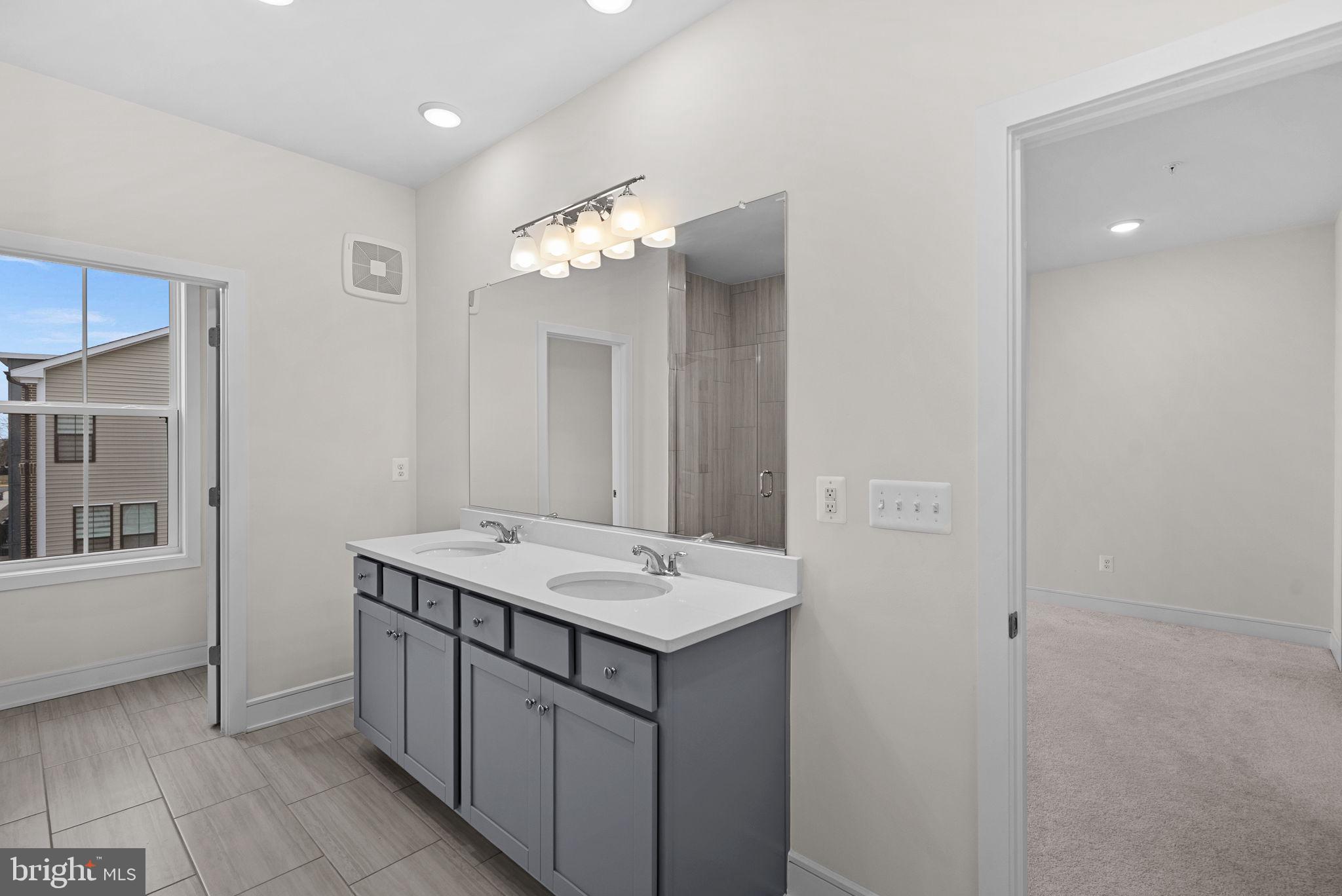 DEMOTT & SILVER - Residential