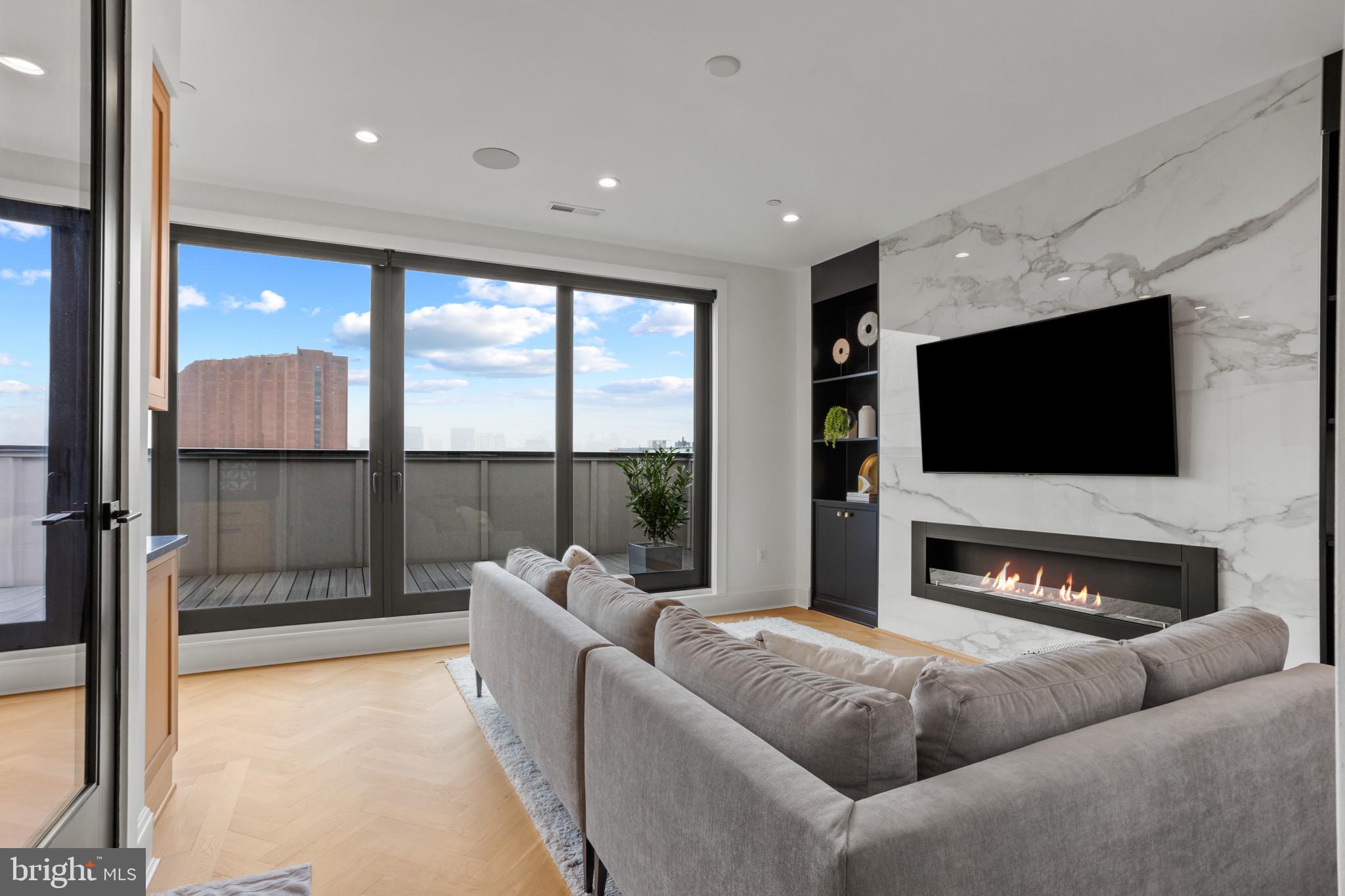 CANTON - Residential