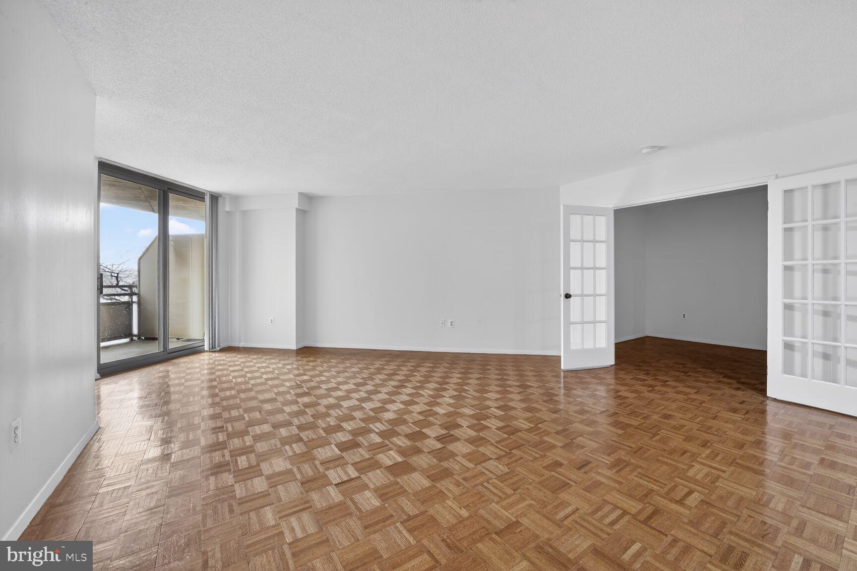 7111 WOODMONT AVENUE 309