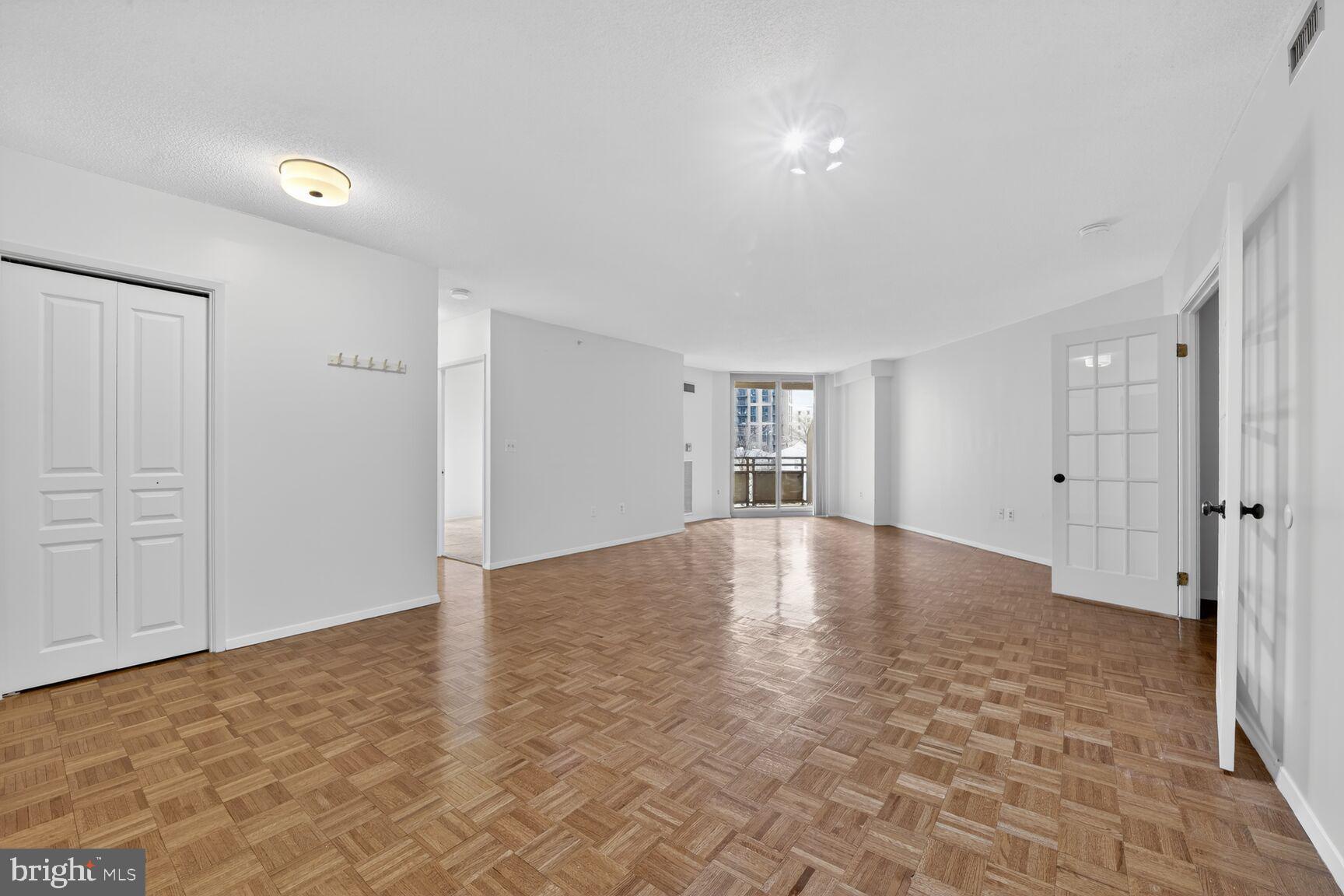 7111 WOODMONT AVENUE 309