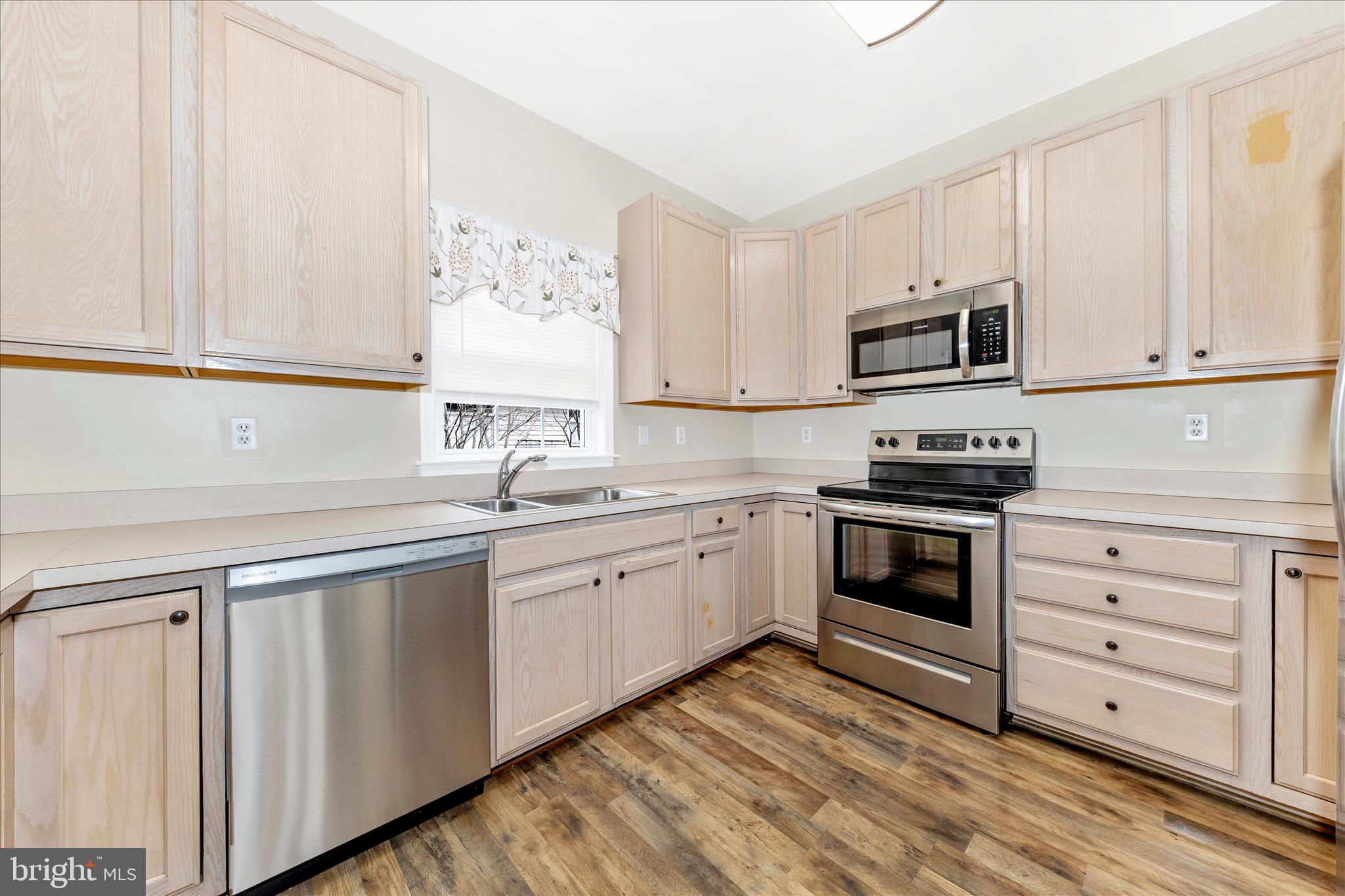 WORMANS MILL - Residential