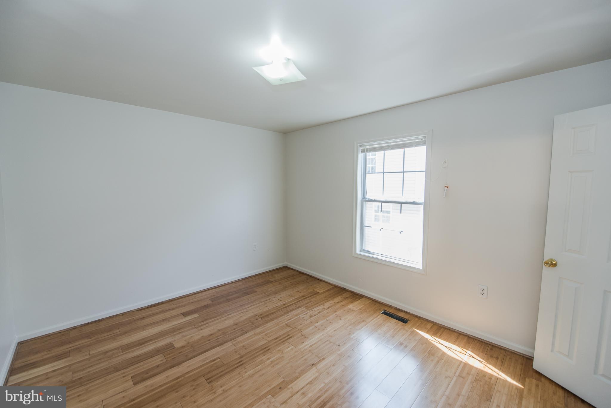 MARSHALL SQUARE - Residential