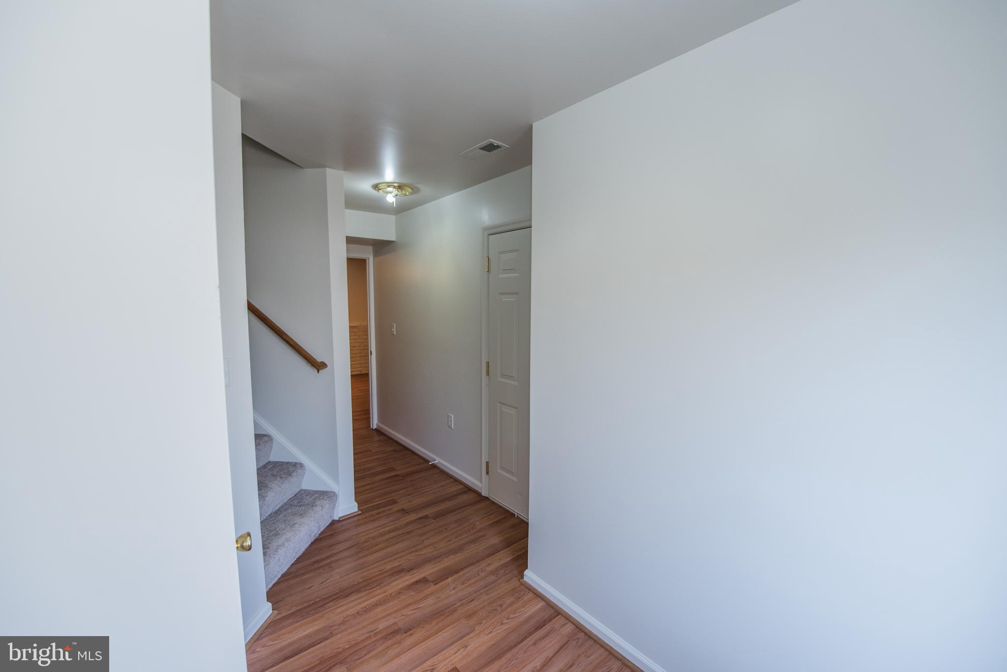 MARSHALL SQUARE - Residential