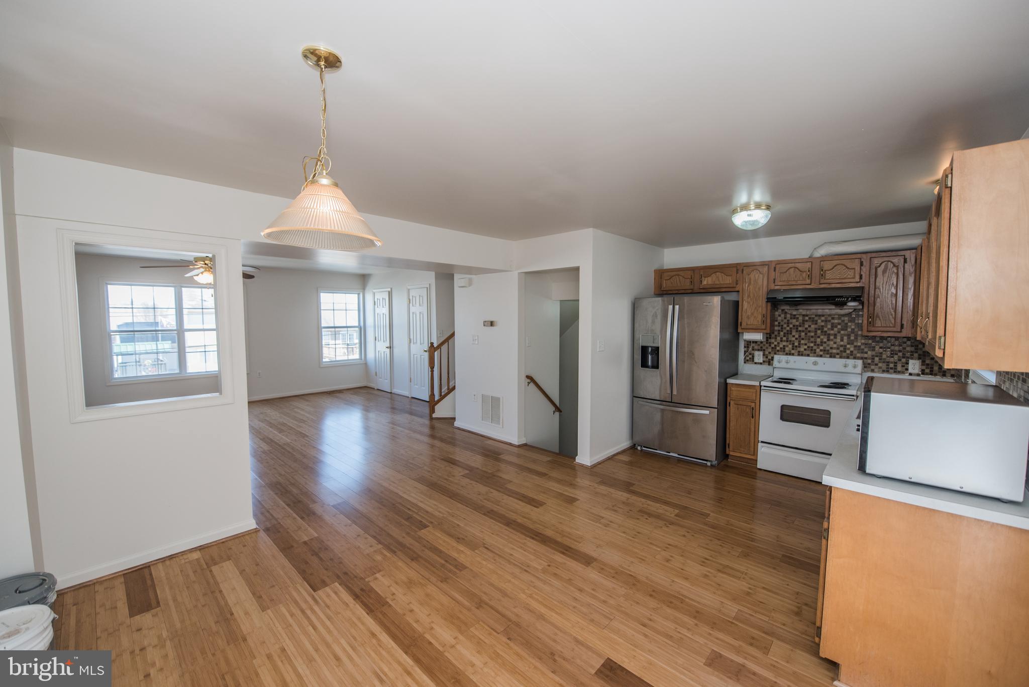 MARSHALL SQUARE - Residential