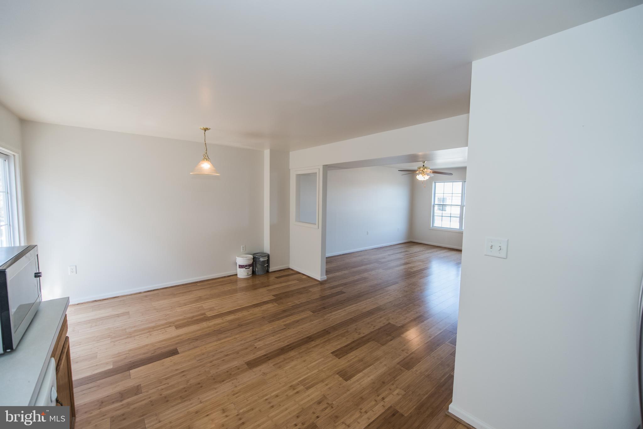 MARSHALL SQUARE - Residential