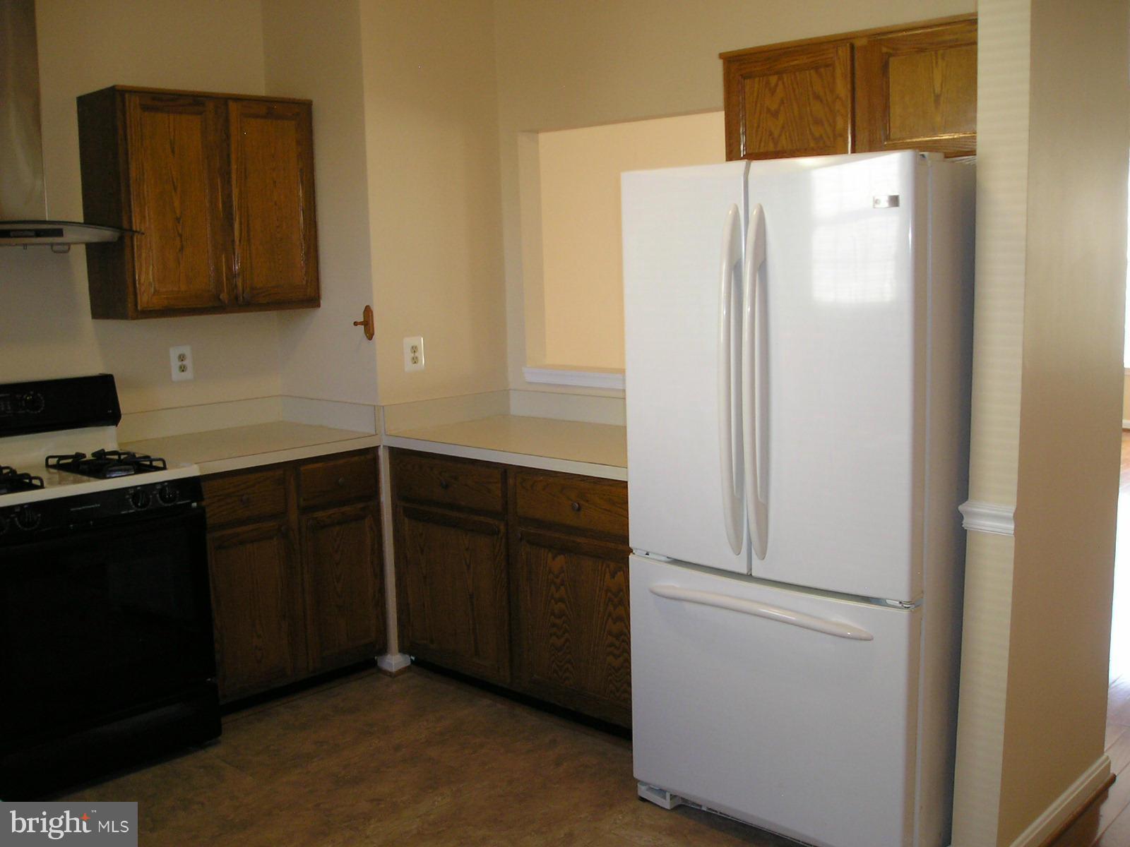 MCNAIR FARMS LANDBAY - Residential Lease