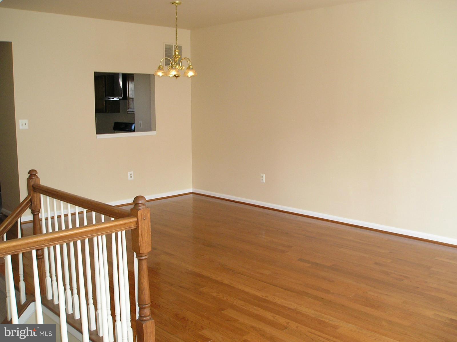 MCNAIR FARMS LANDBAY - Residential Lease