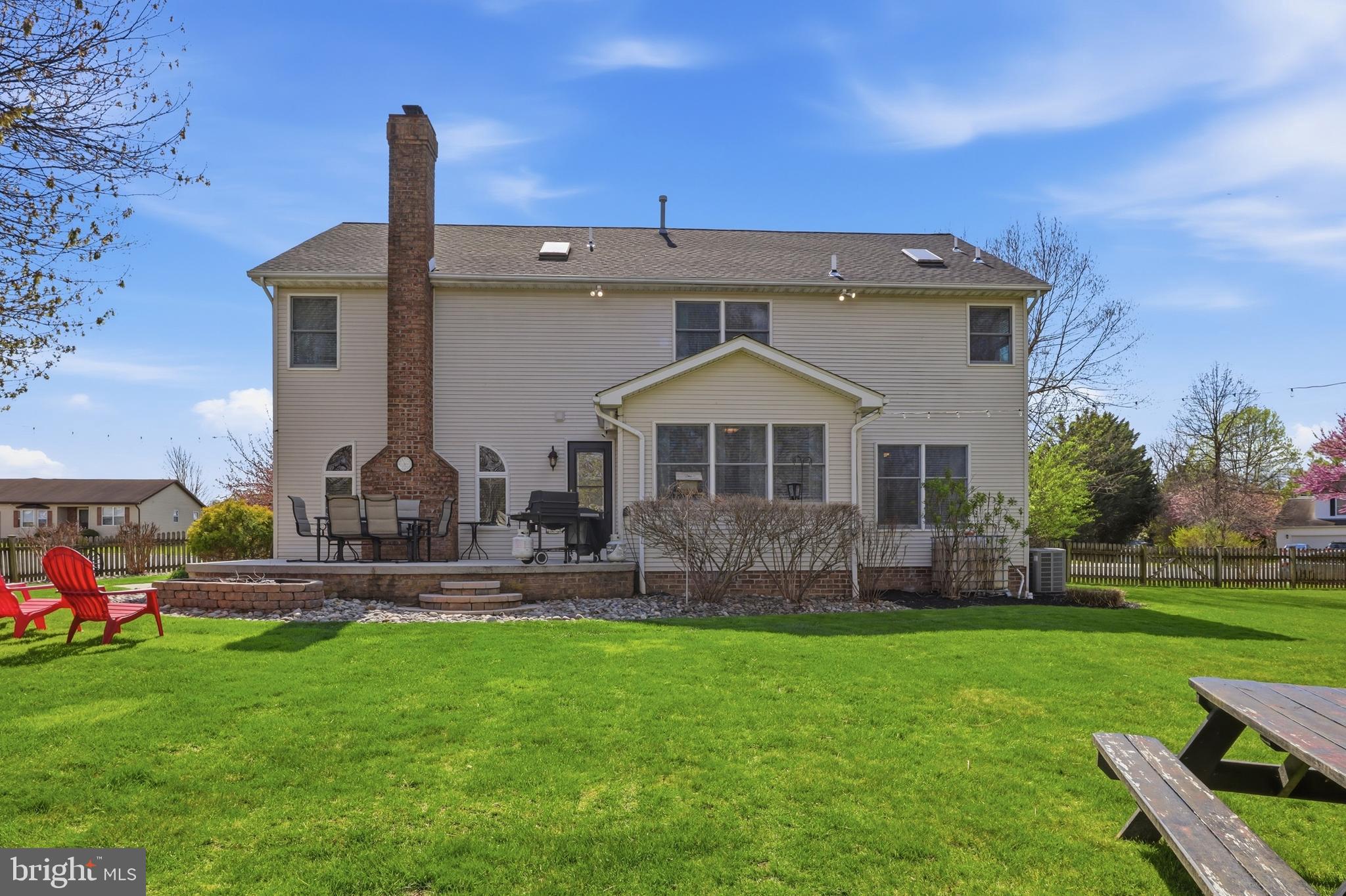 MEADOWVIEW ESTATES - Residential