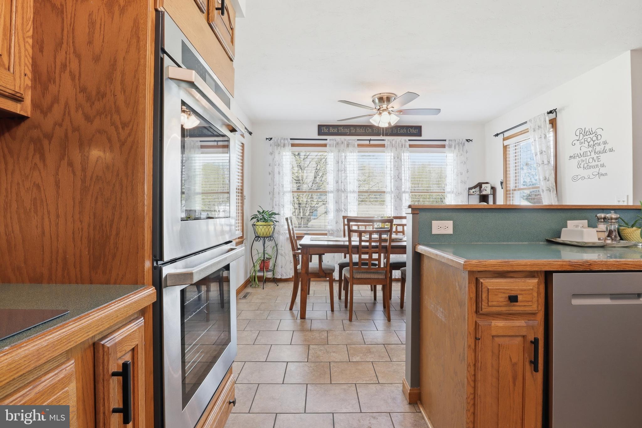 MEADOWVIEW ESTATES - Residential