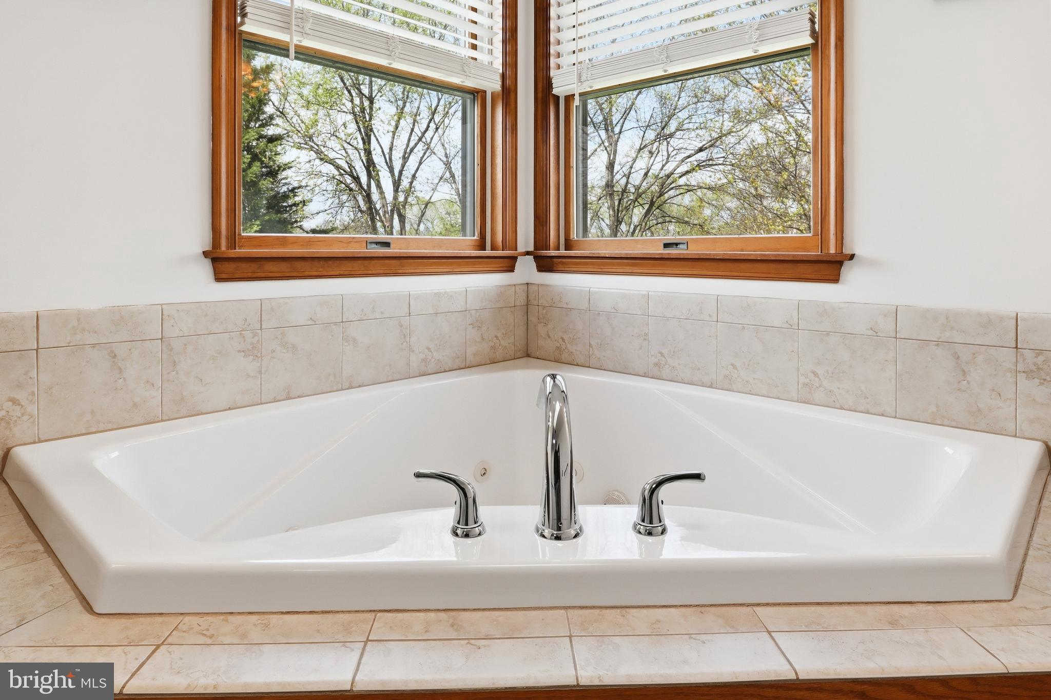 MEADOWVIEW ESTATES - Residential