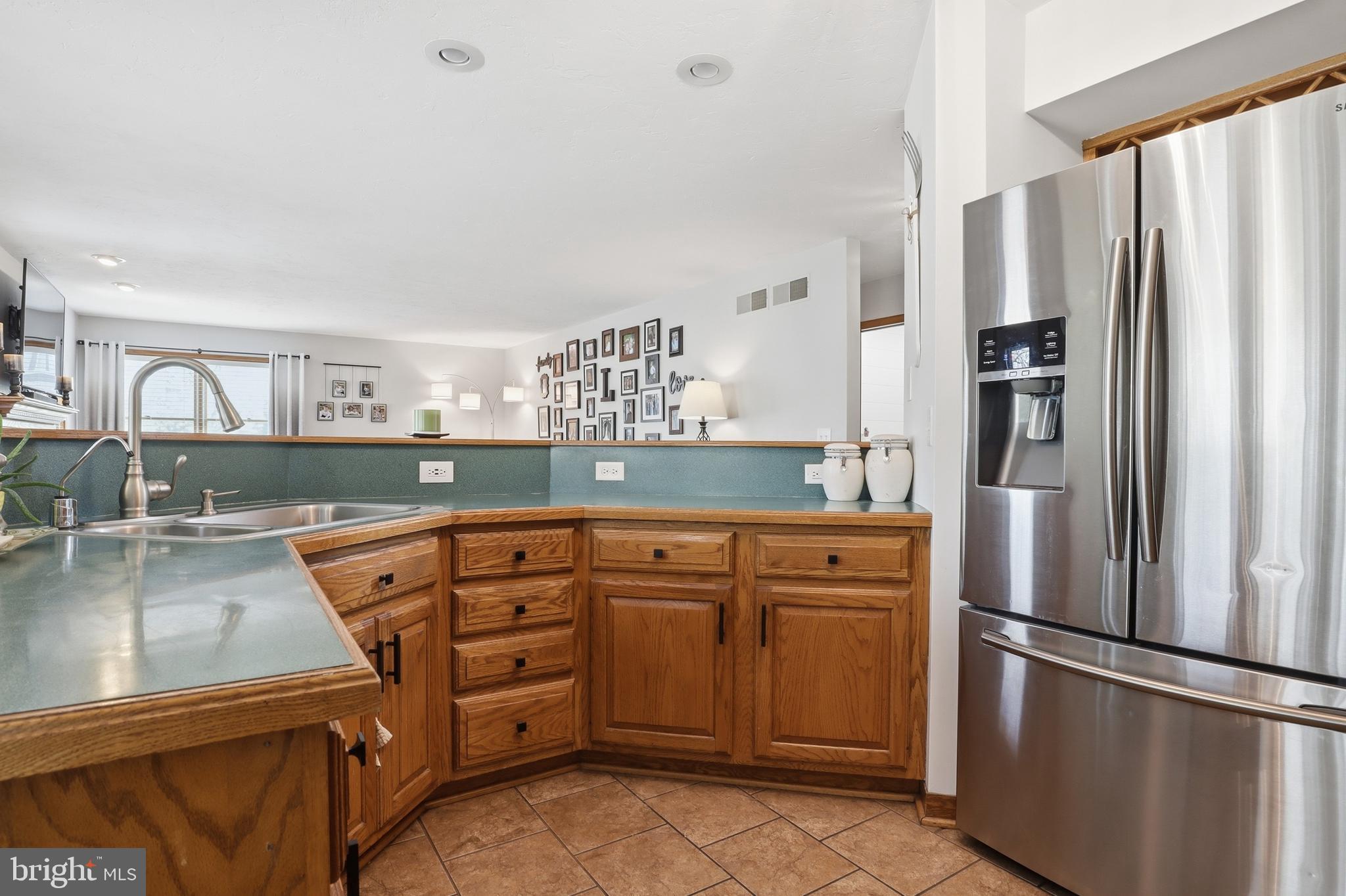 MEADOWVIEW ESTATES - Residential