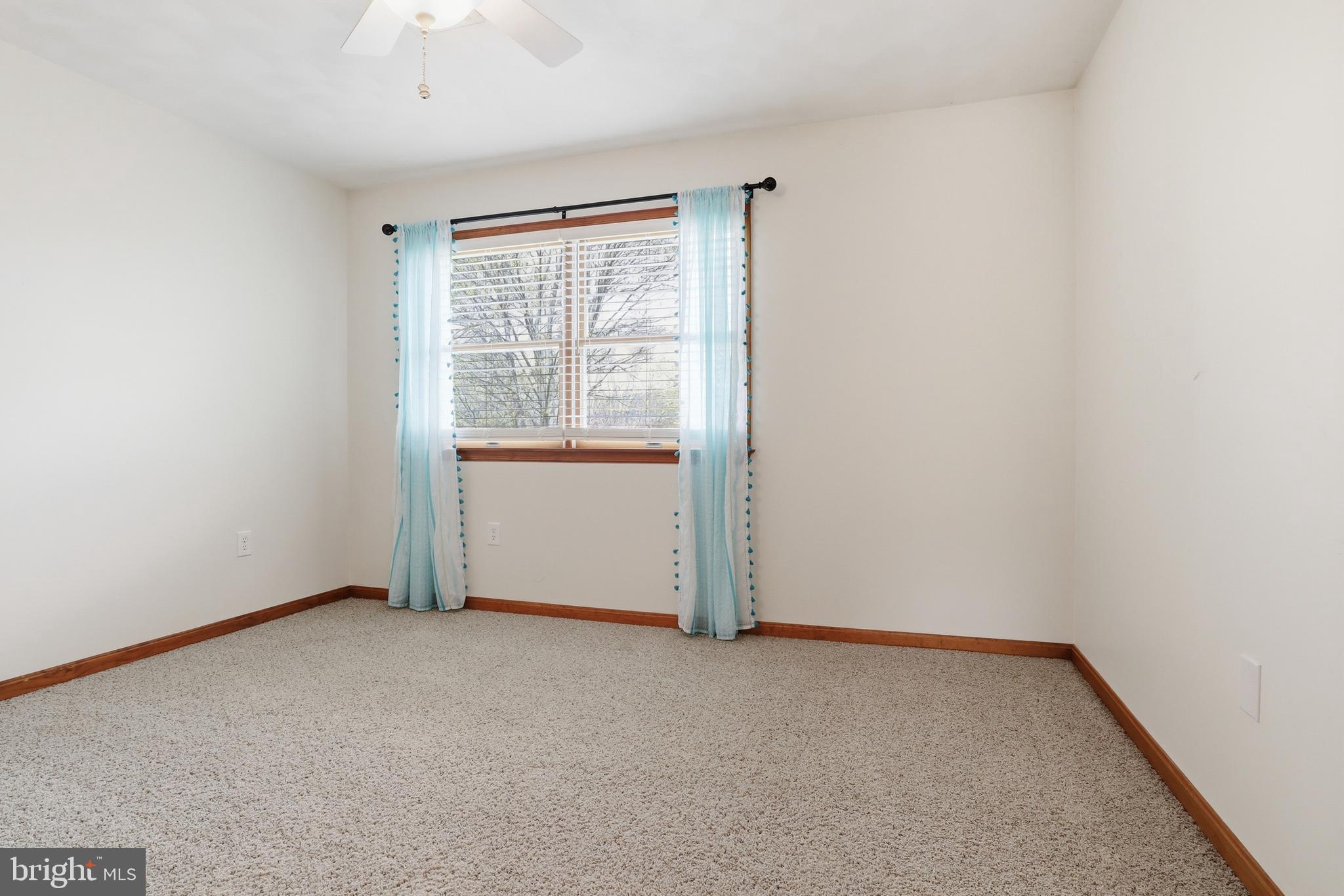 MEADOWVIEW ESTATES - Residential