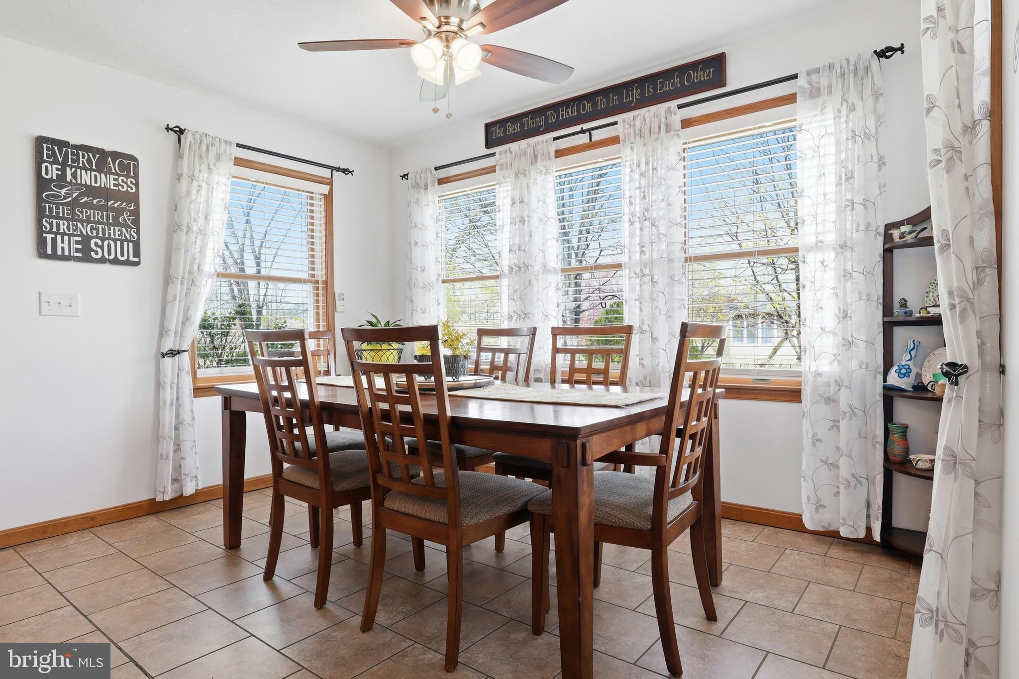 MEADOWVIEW ESTATES - Residential