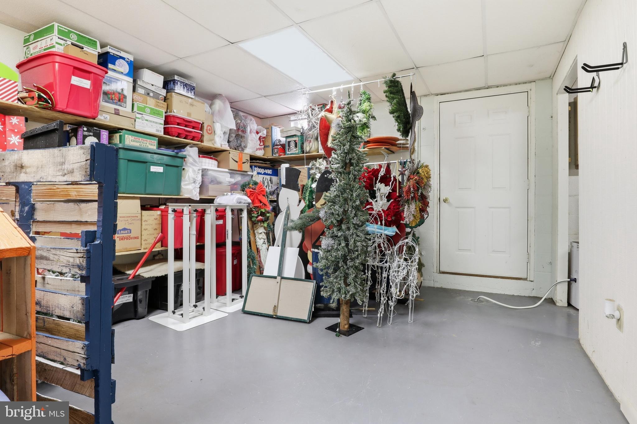 MEADOWVIEW ESTATES - Residential