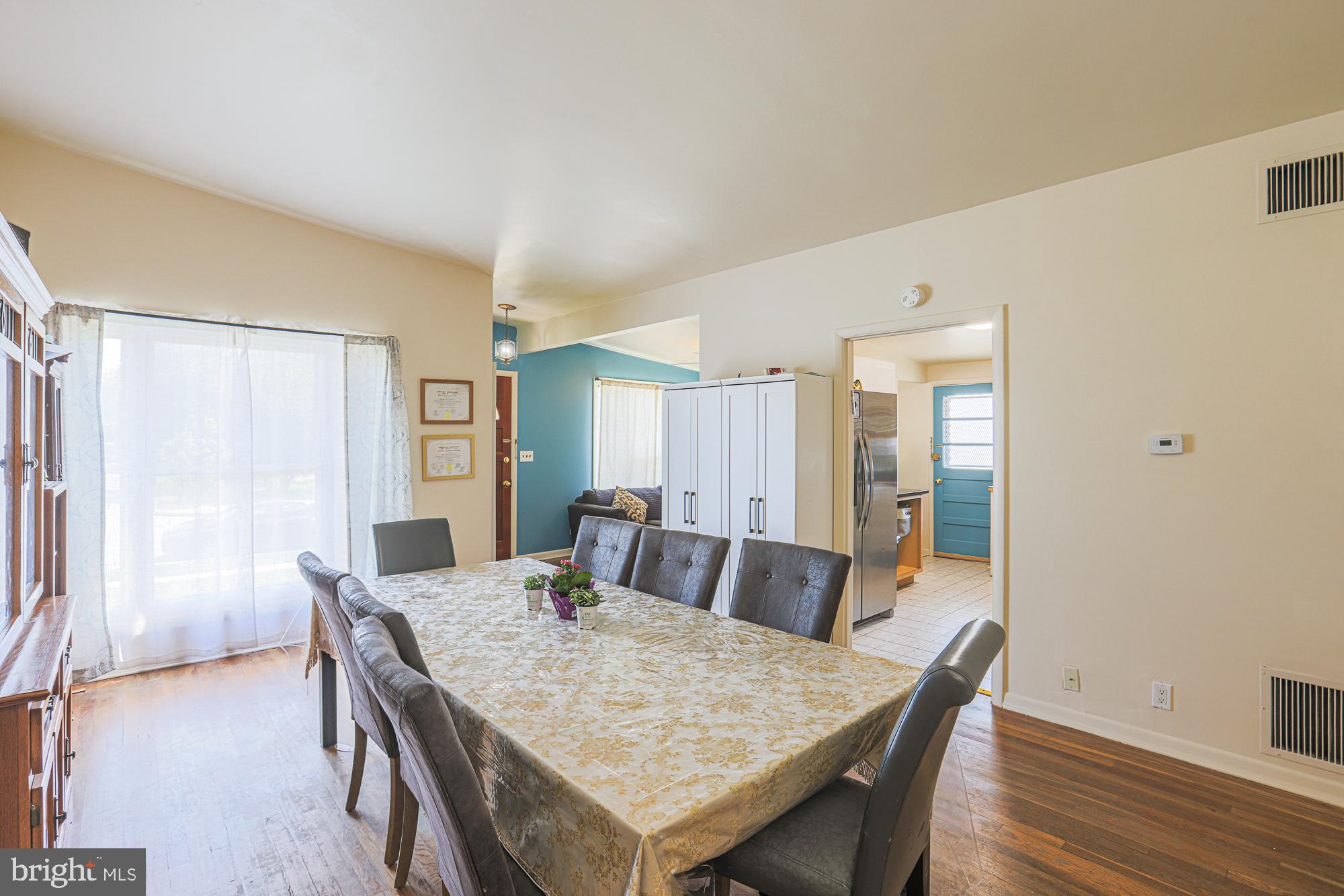 SUMMIT PARK - Residential