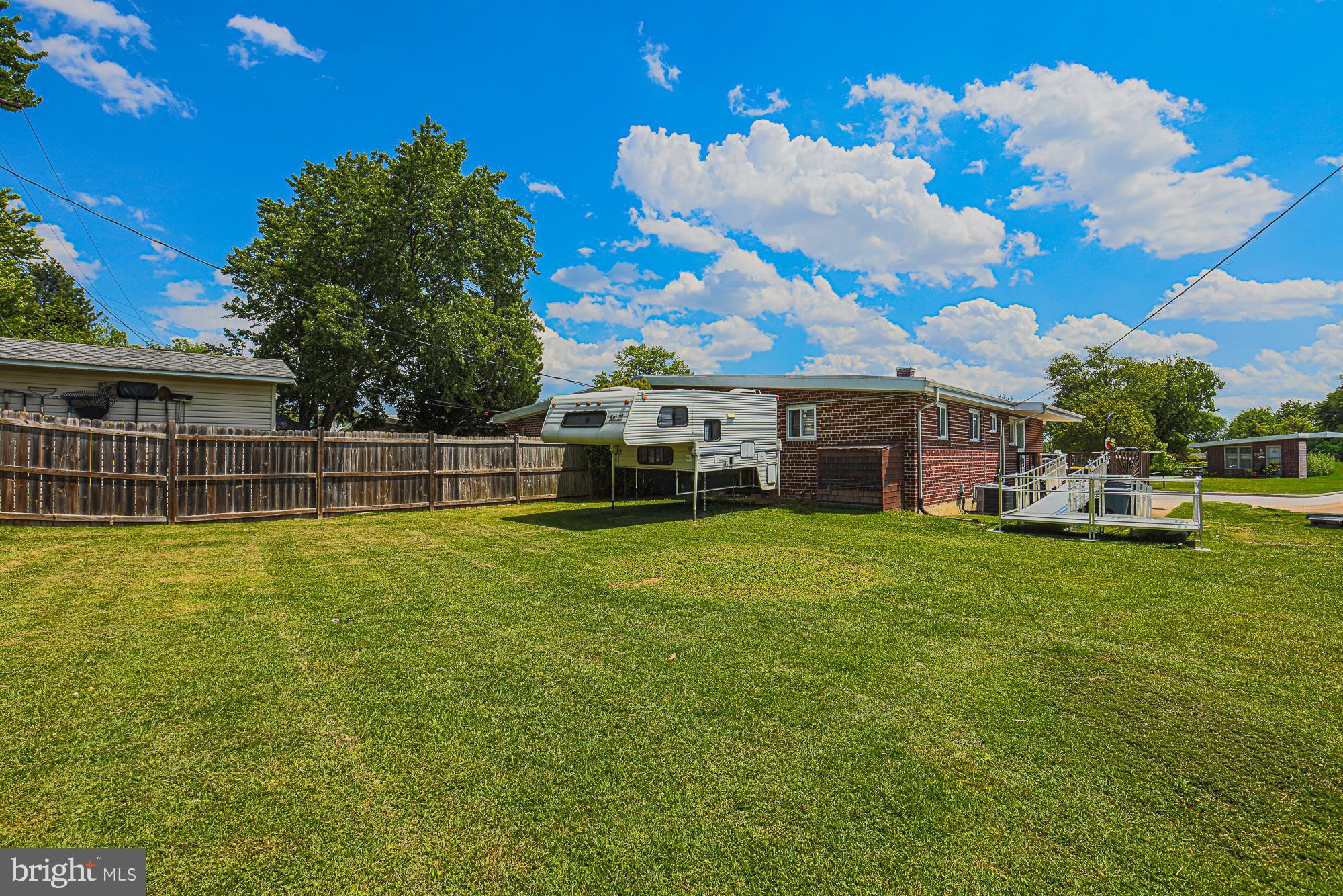 SUMMIT PARK - Residential